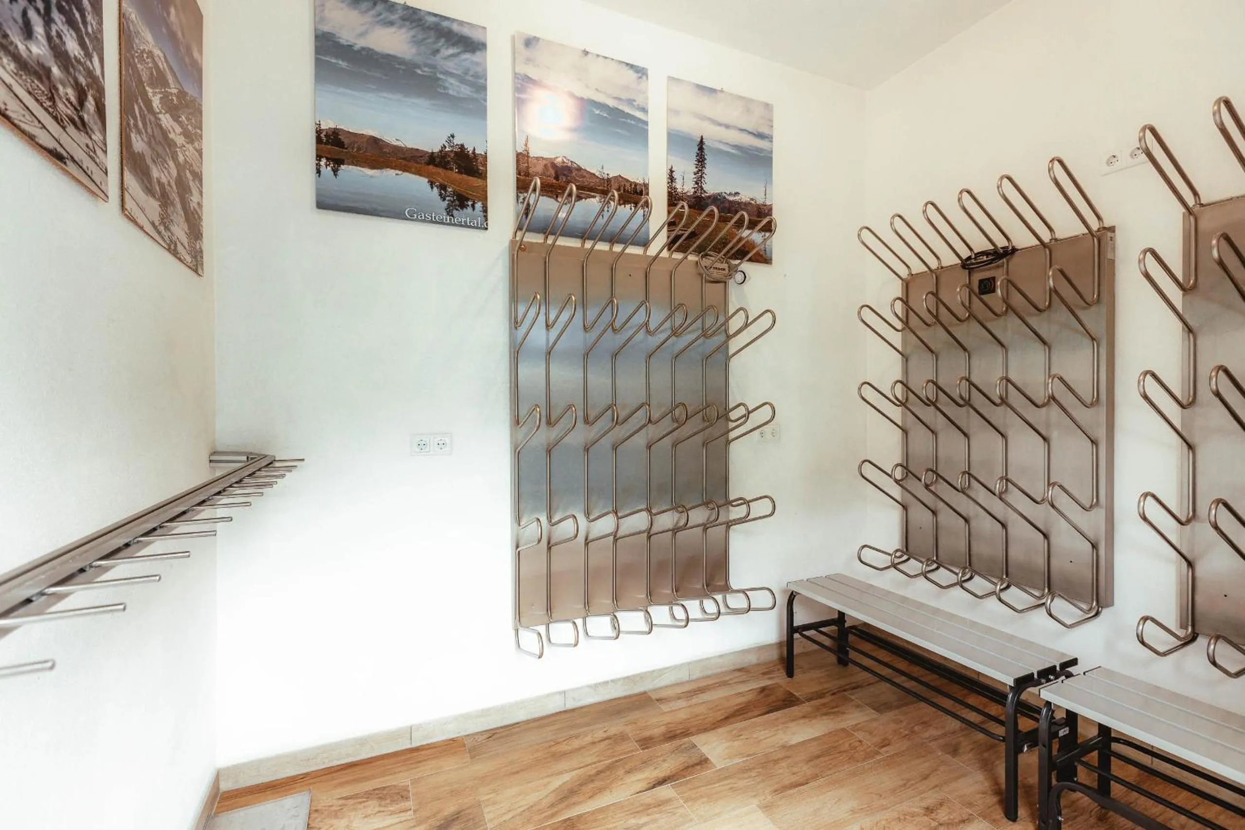 Skiing in Hotel Gasthof Walcher