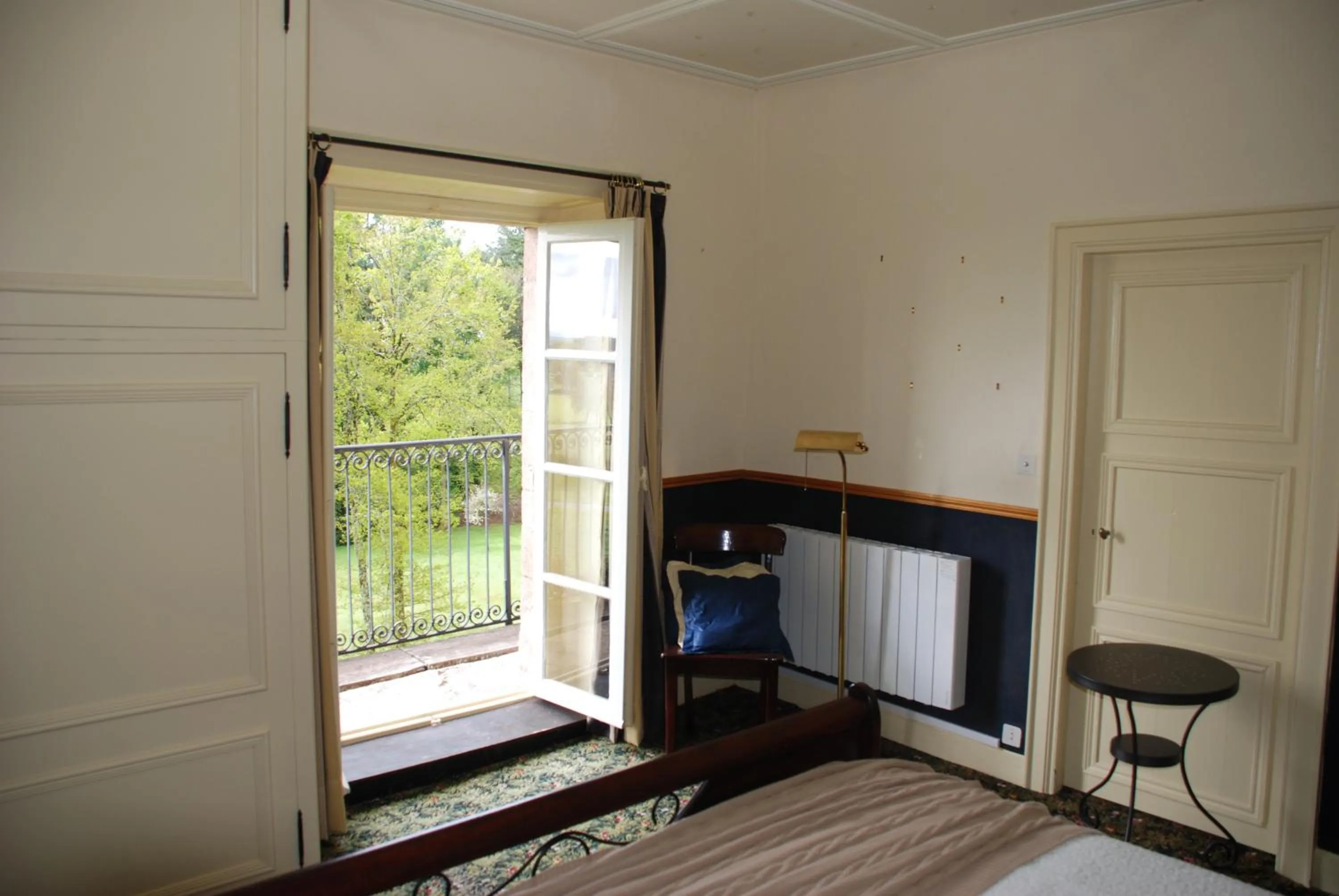 Decorative detail, Bed in B&B Chateau le Bois