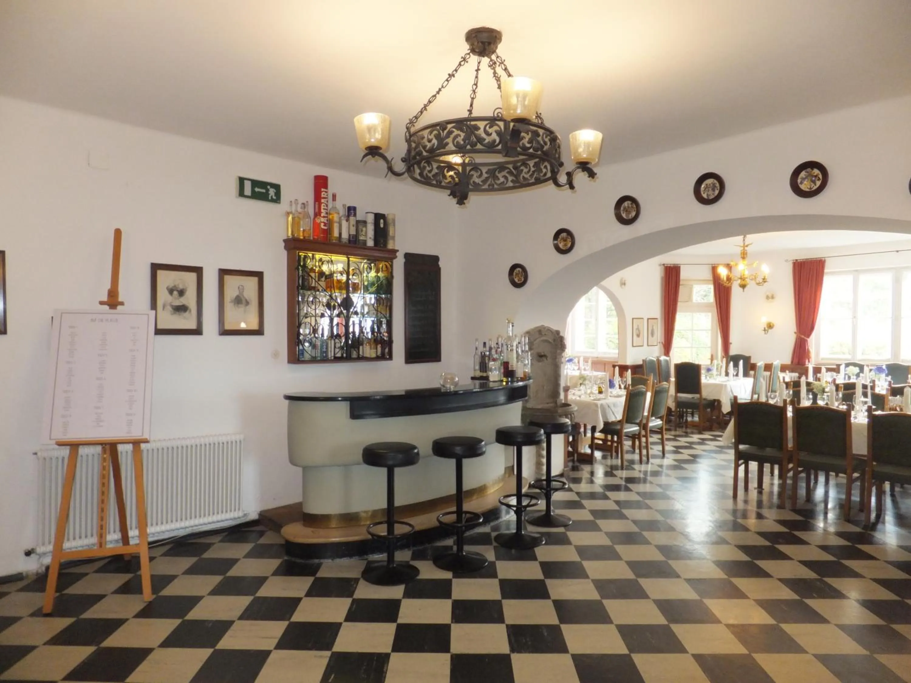 Lounge or bar in Hotel Restaurant Grünwalderhof