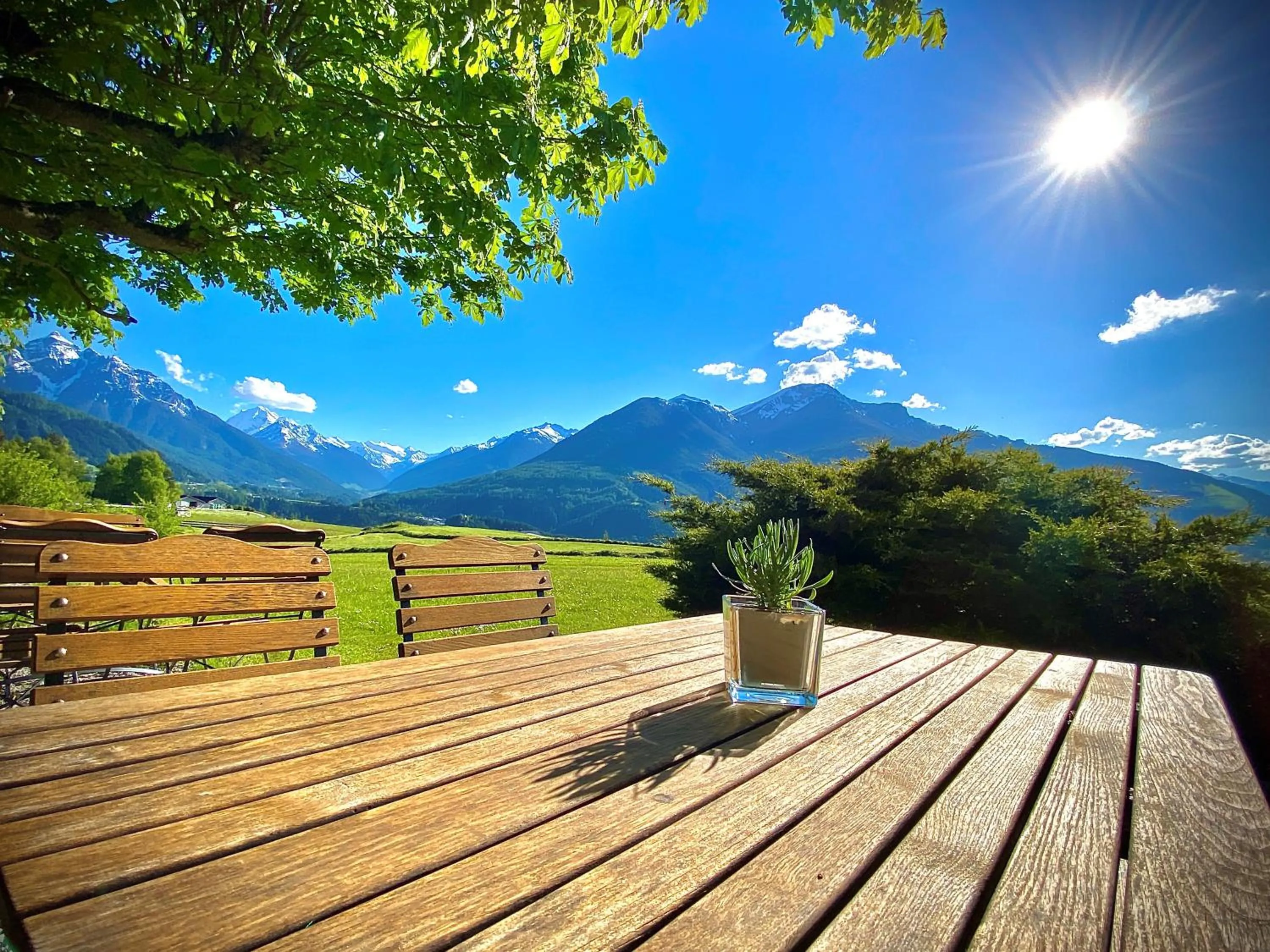 Restaurant/places to eat in Hotel Restaurant Grünwalderhof