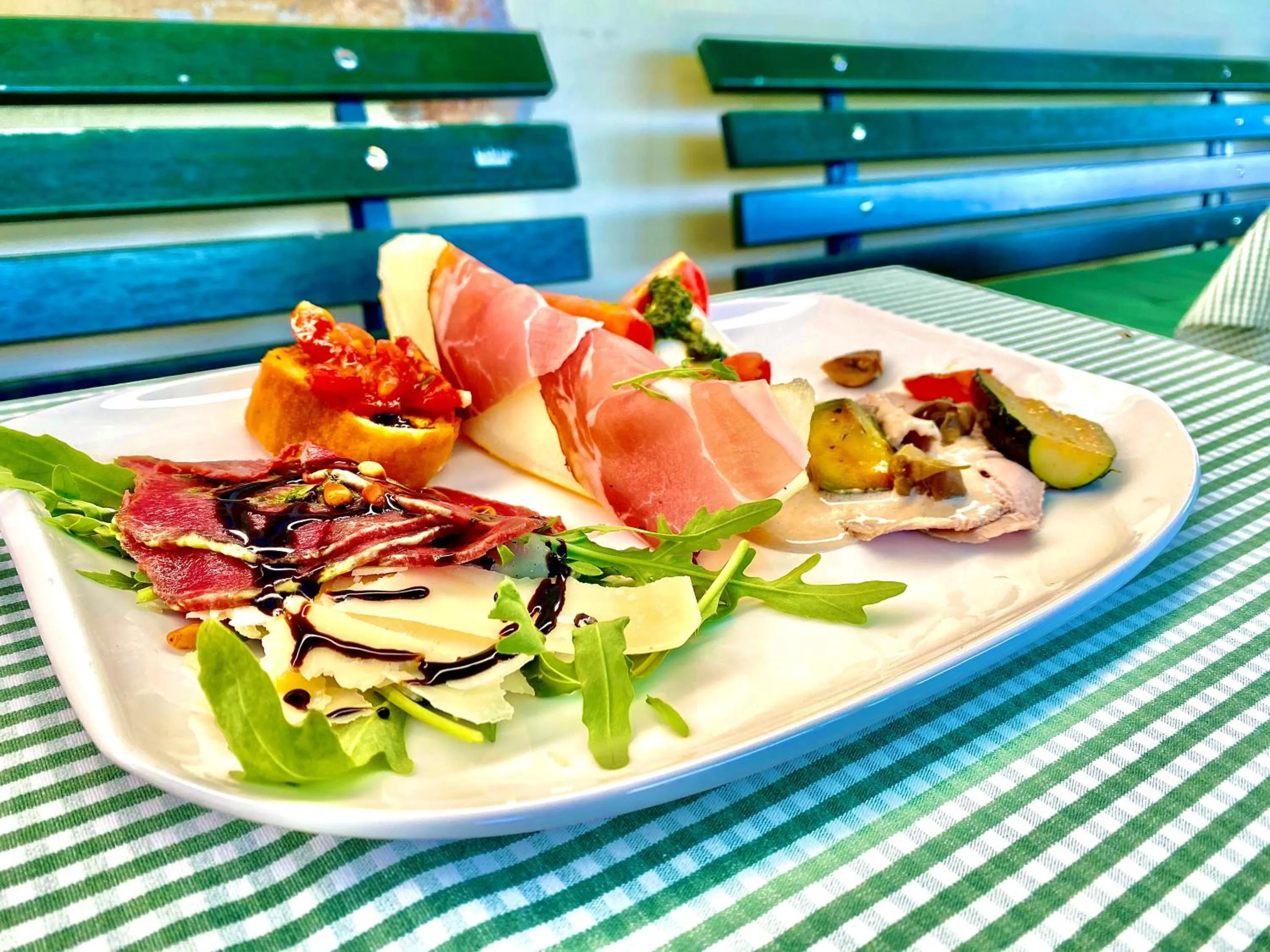 Restaurant/places to eat in Hotel Restaurant Grünwalderhof