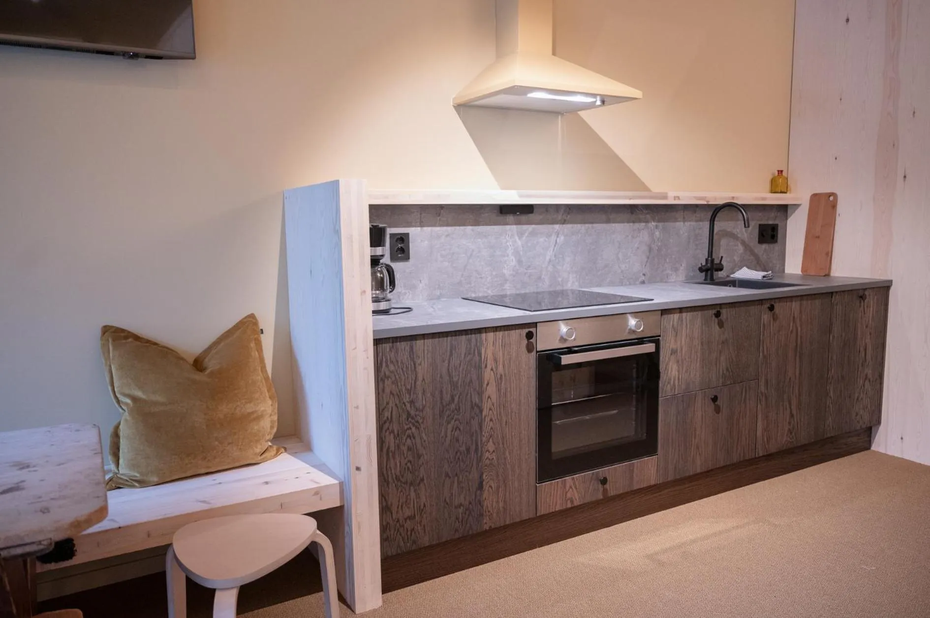 Kitchen or kitchenette in Trolltun Hotel & Hytter