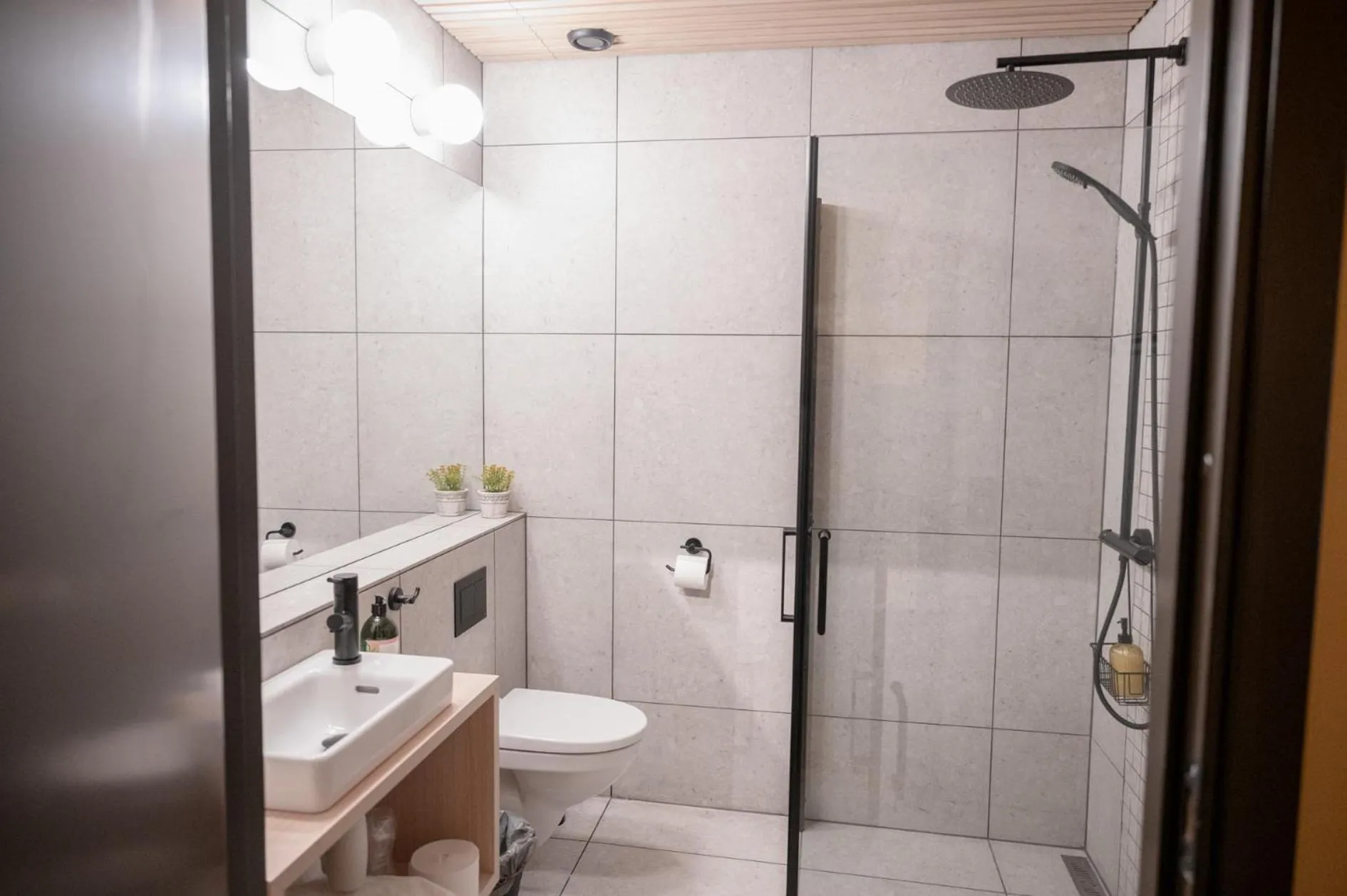 Shower in Trolltun Hotel & Hytter