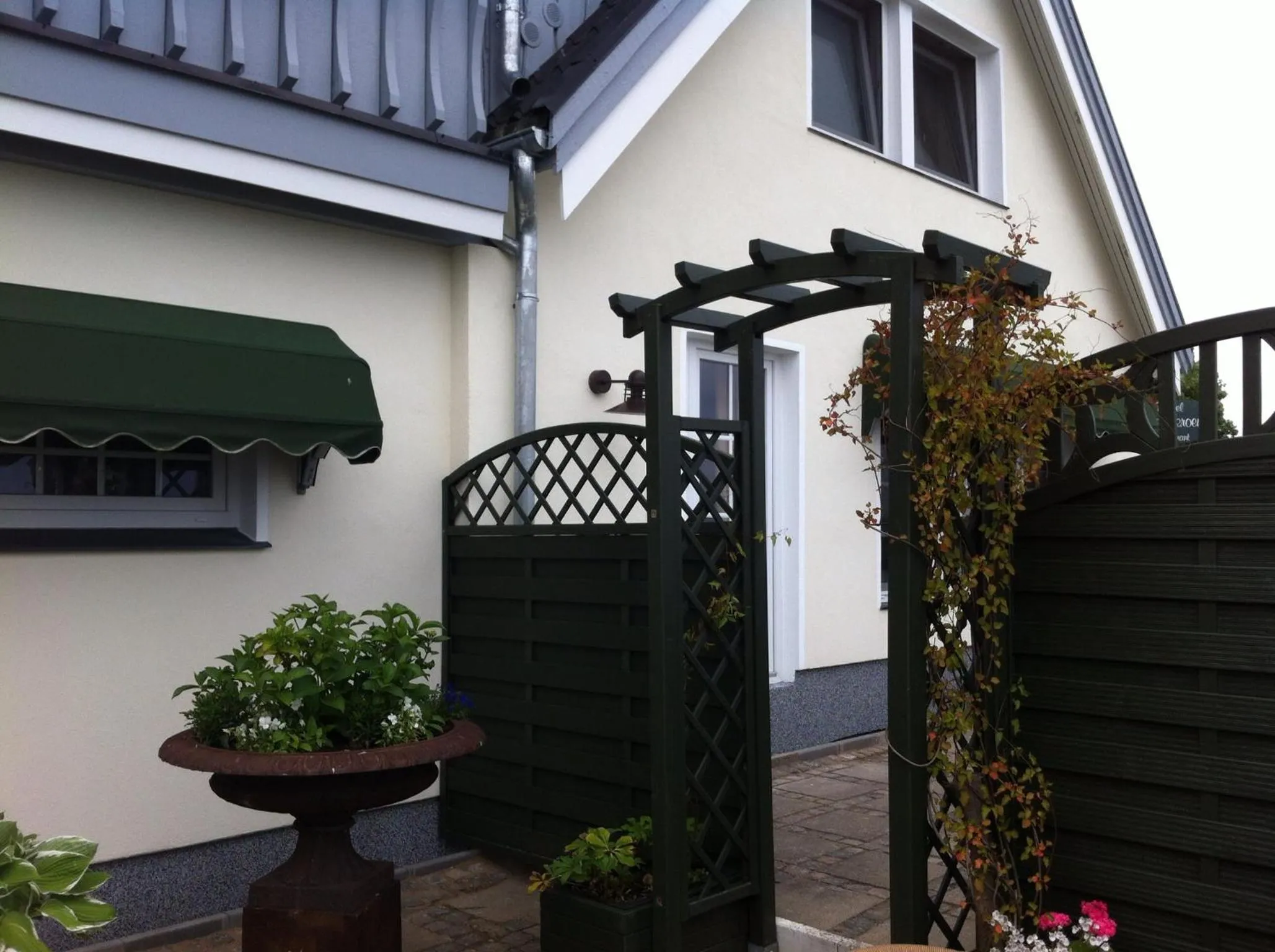 Facade/entrance in Hotel Fjordkroen