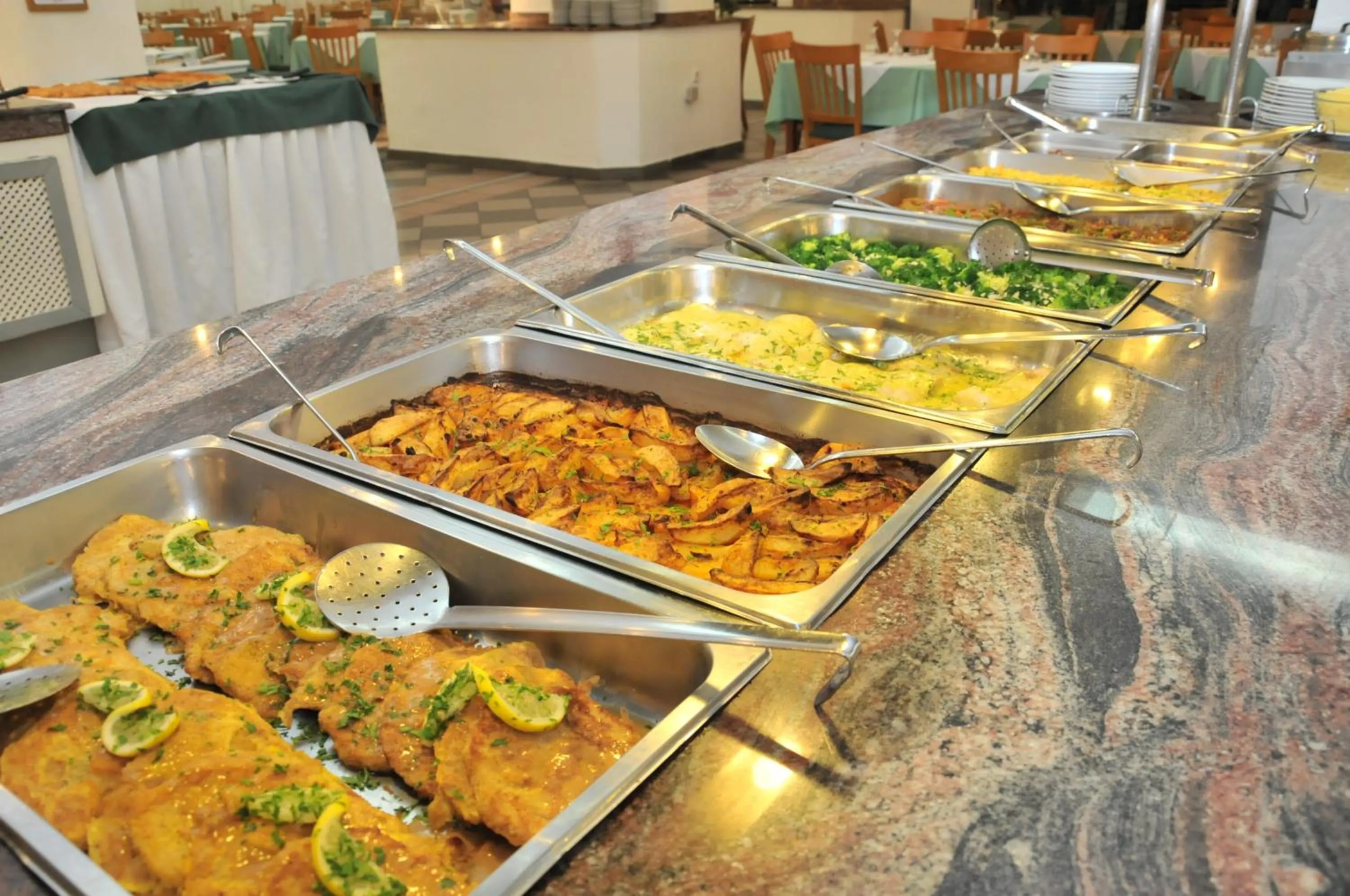 Food and drinks in Mastichari Bay Hotel