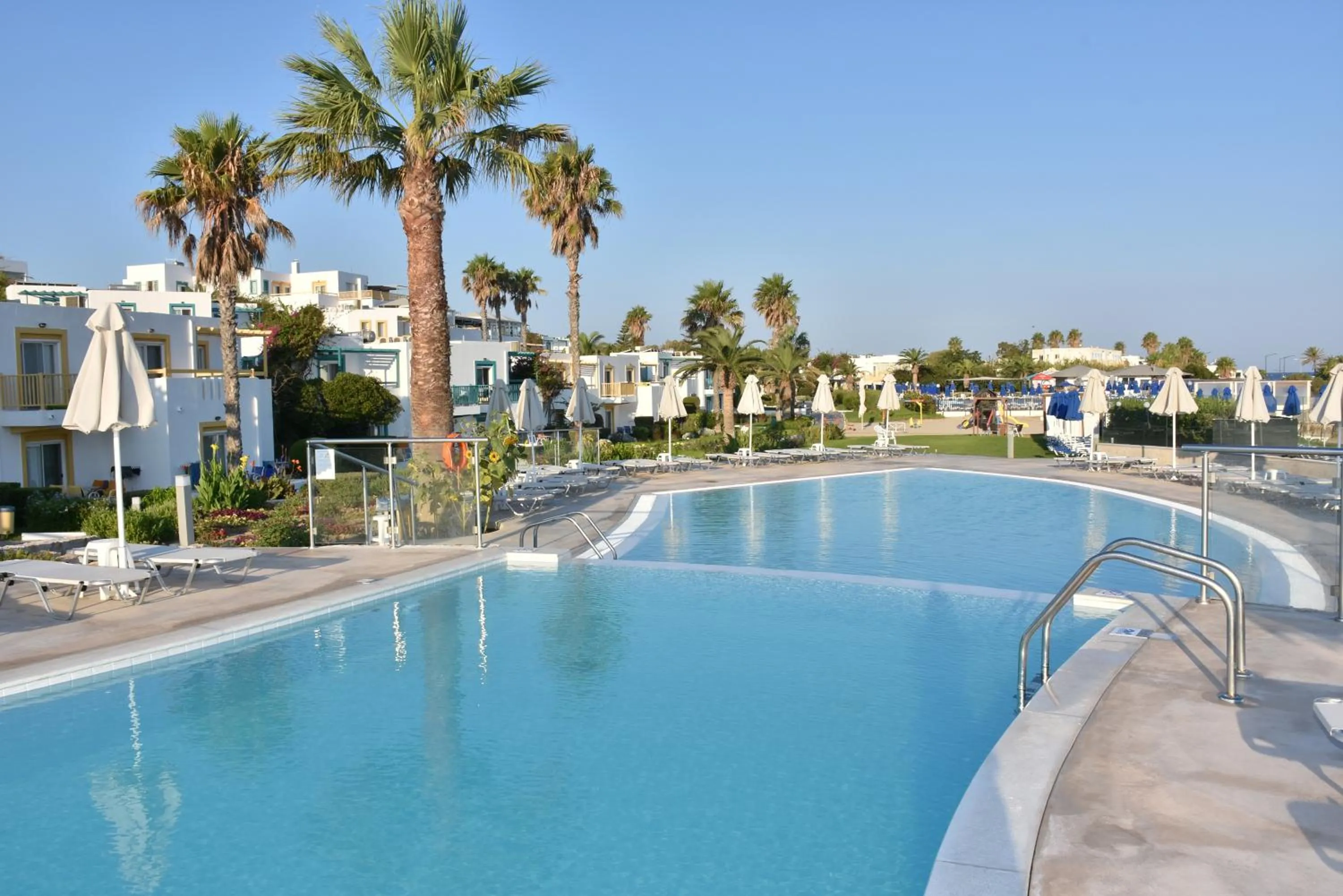 Swimming pool in Mastichari Bay Hotel