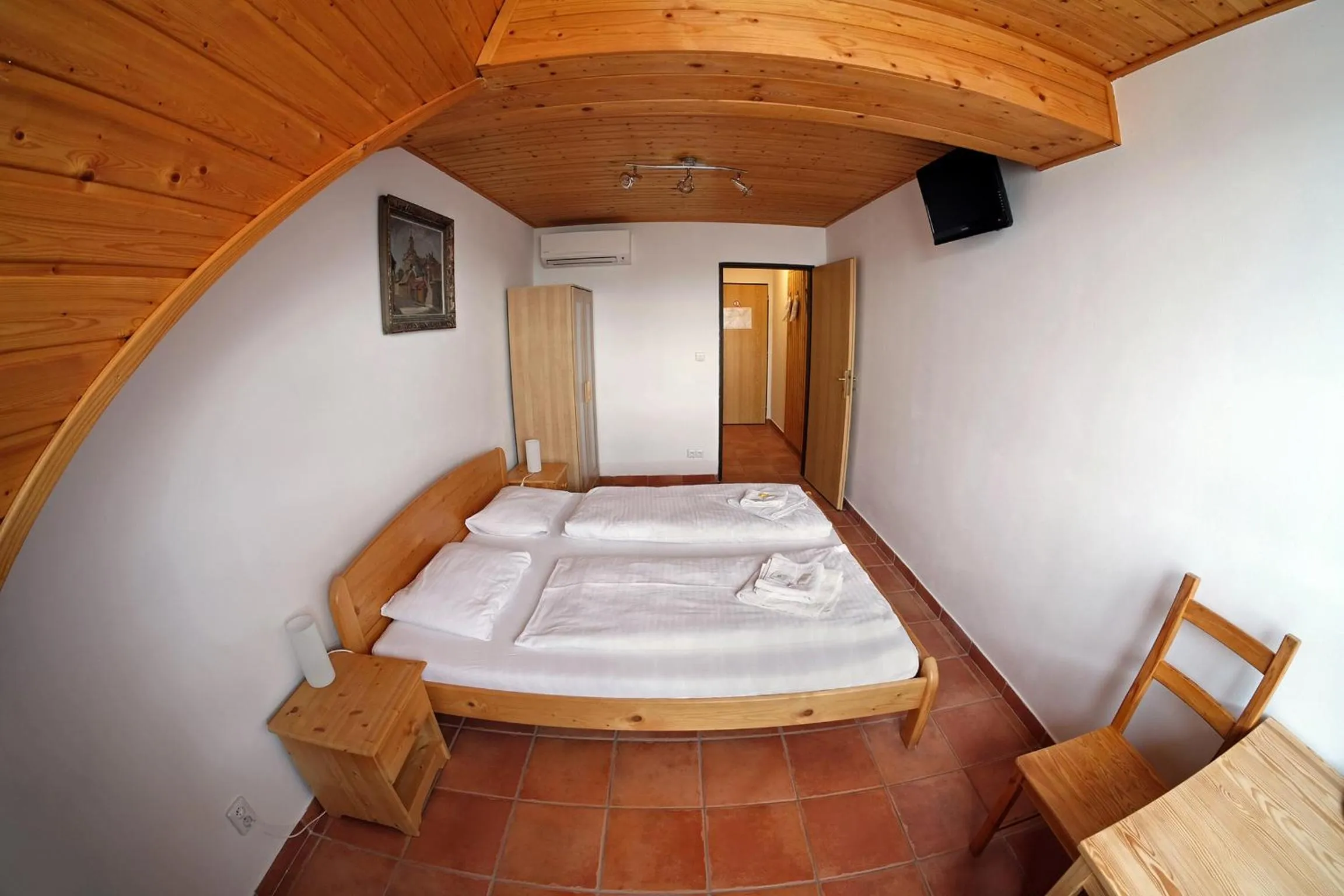 Photo of the whole room, Bed in Hotel Kreta