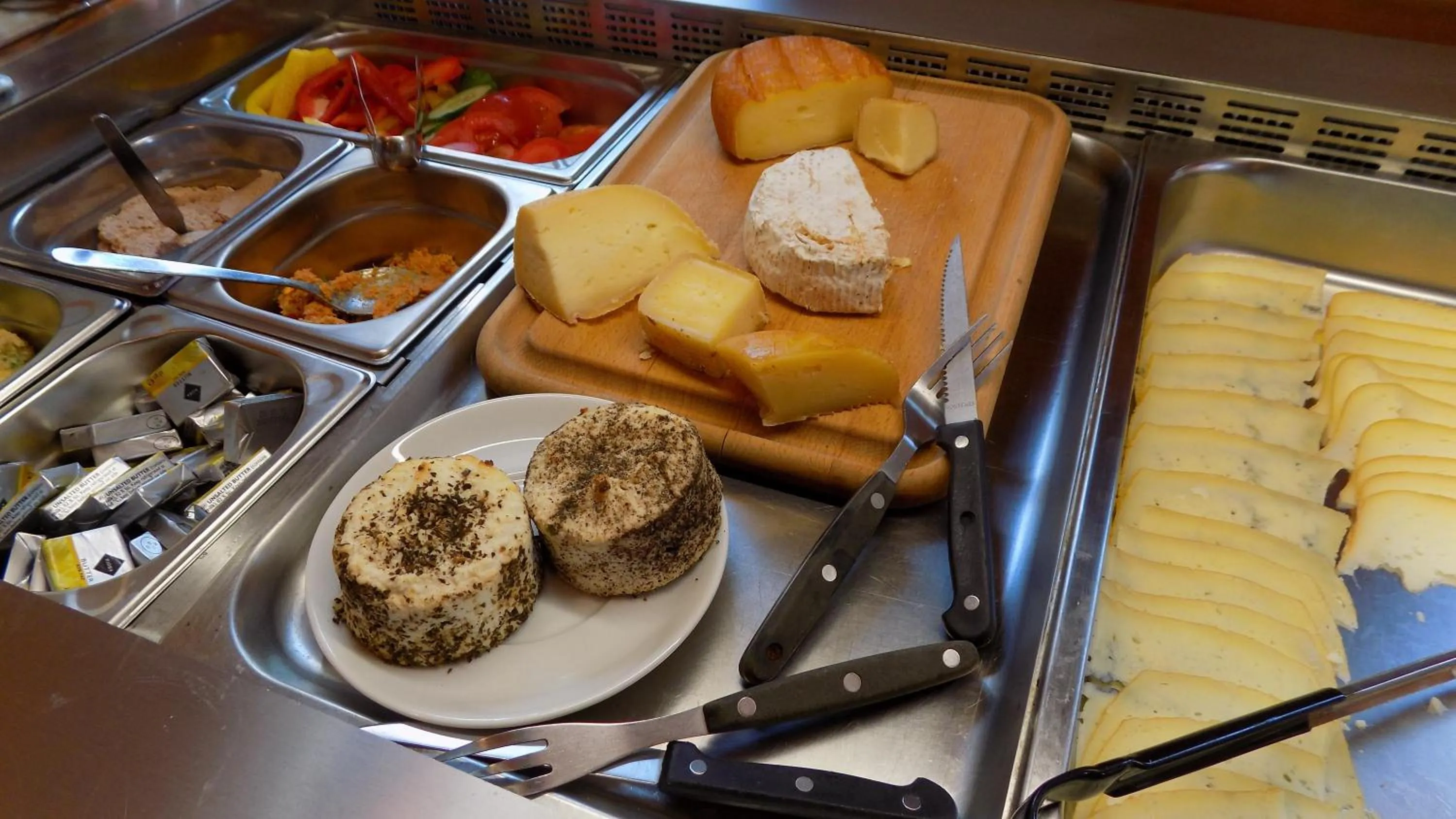 Restaurant/places to eat in Hotel Kreta