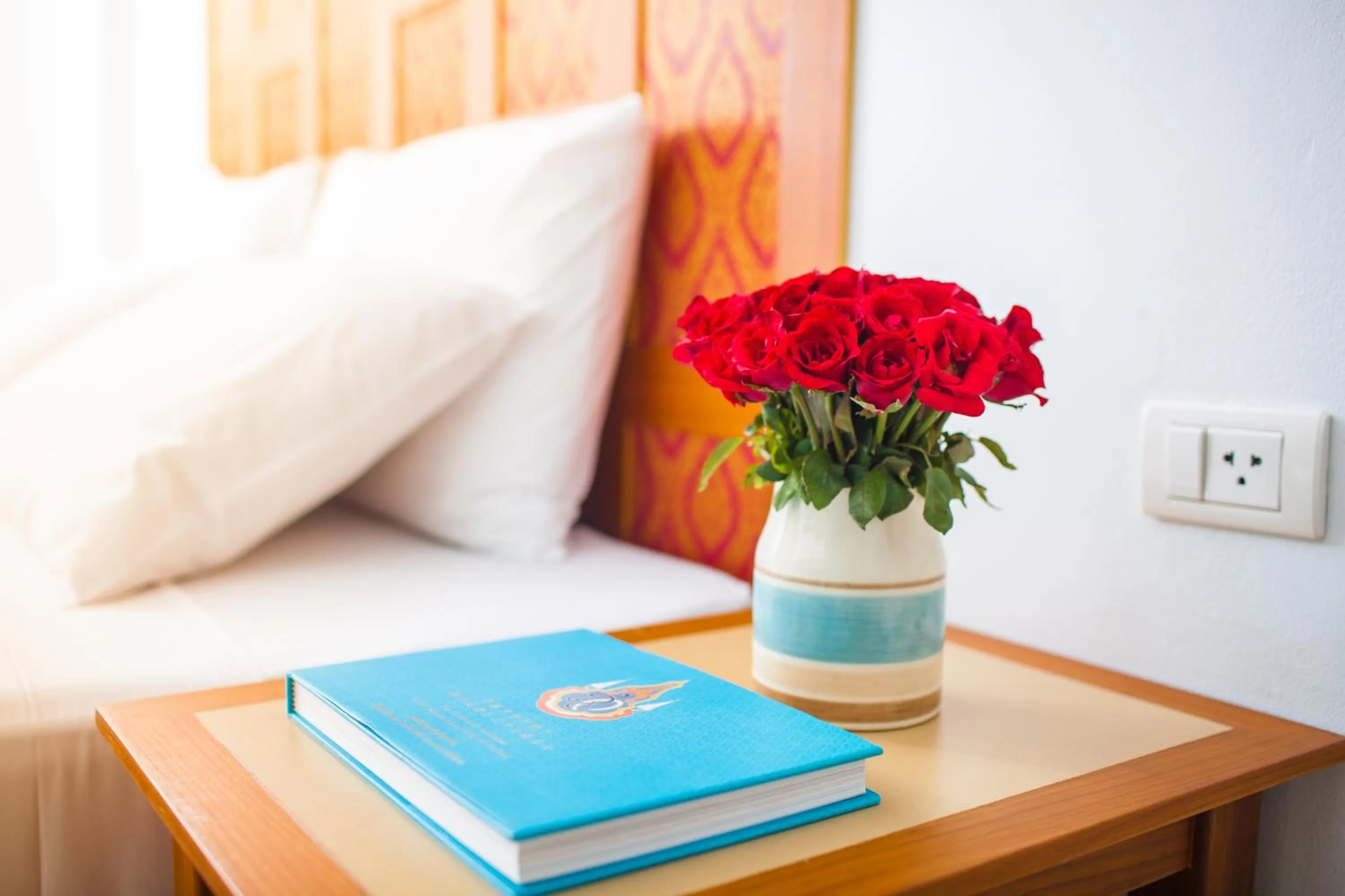 Photo of the whole room, Bed in New Siam Palace Ville Hotel