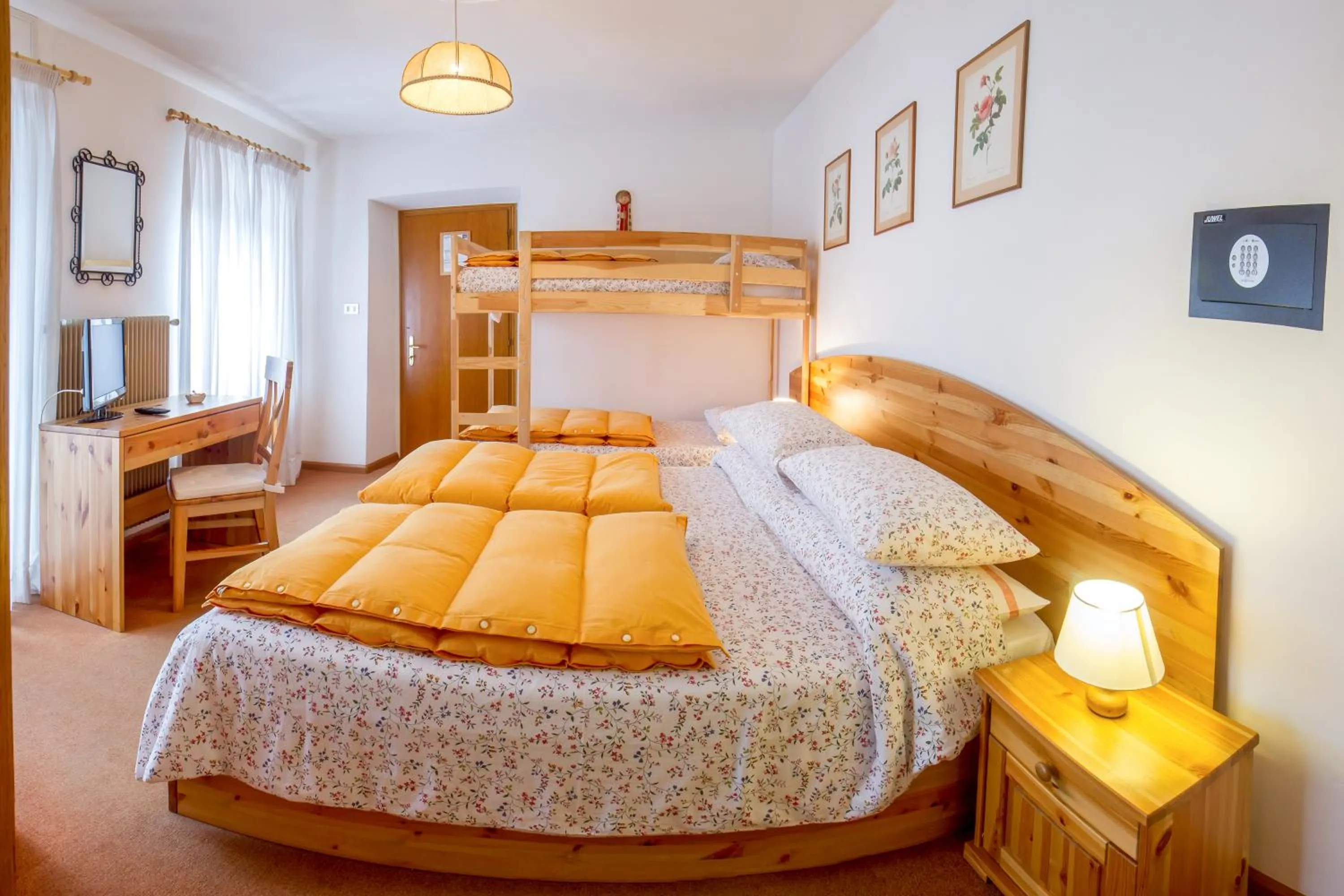 Bed in Il Cavallino - Albergo & Appartamenti