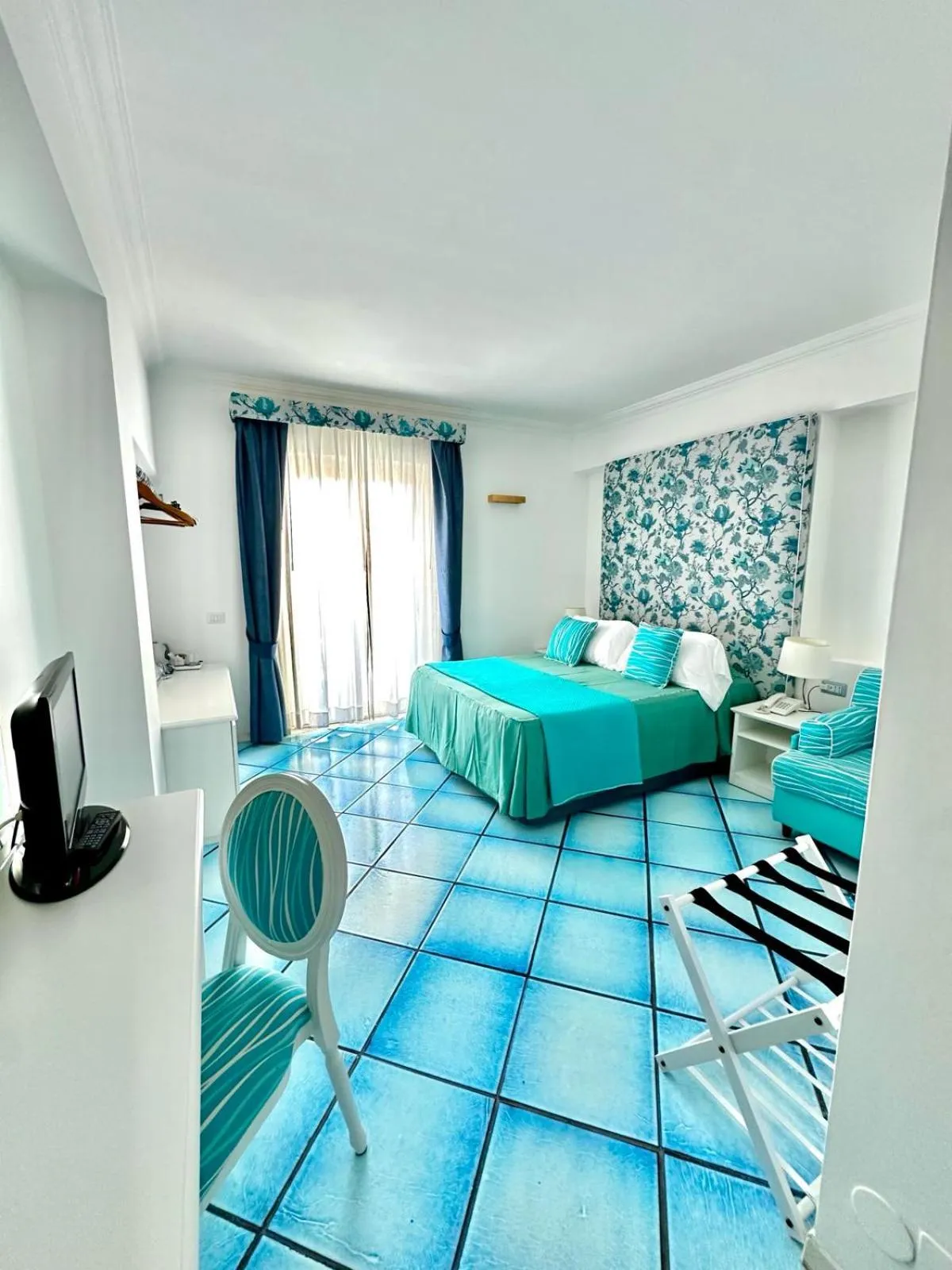 Bed in Hotel Le Fioriere