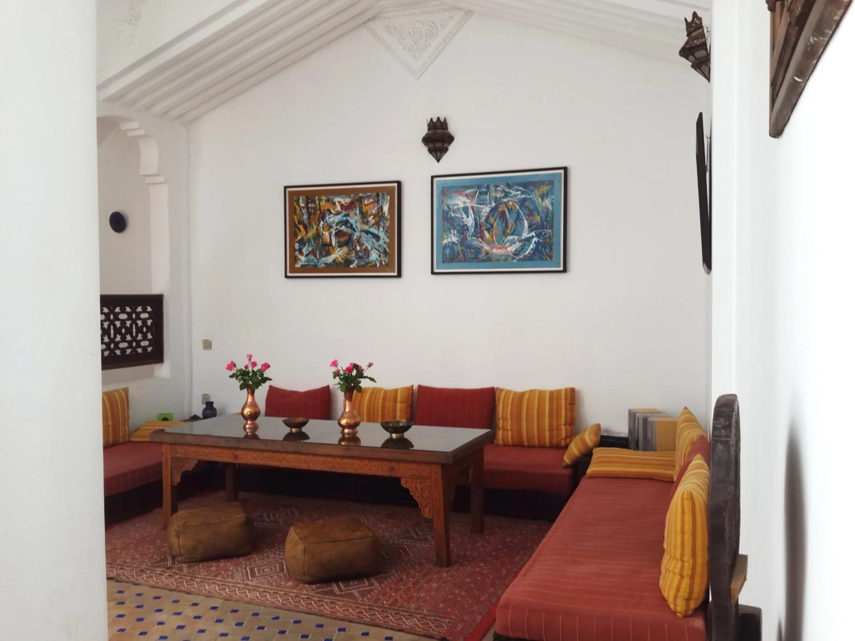 Communal lounge/ TV room in Riad Arous Chamel