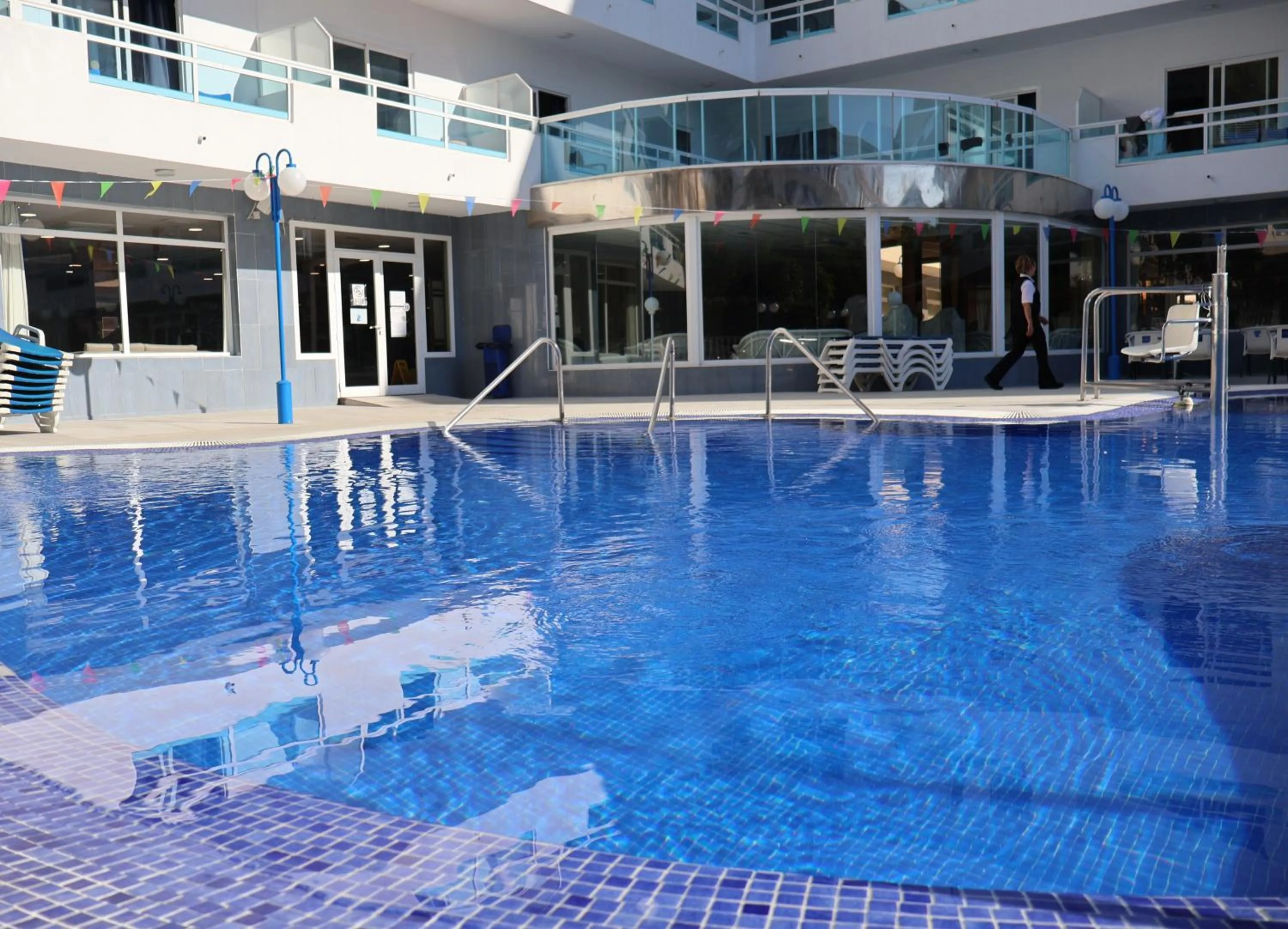 Swimming pool in Santa Monica Playa