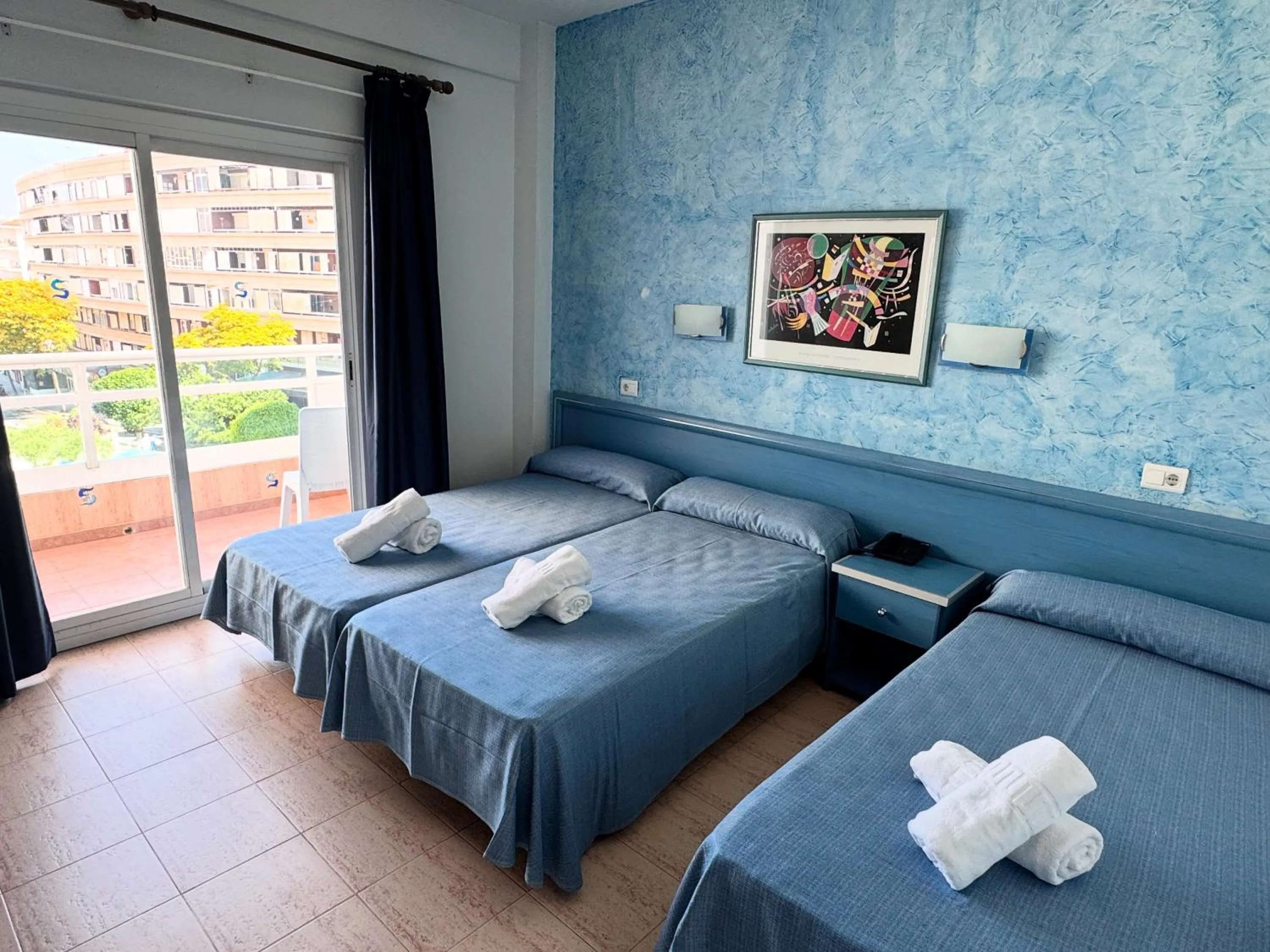 Bed in Santa Monica Playa