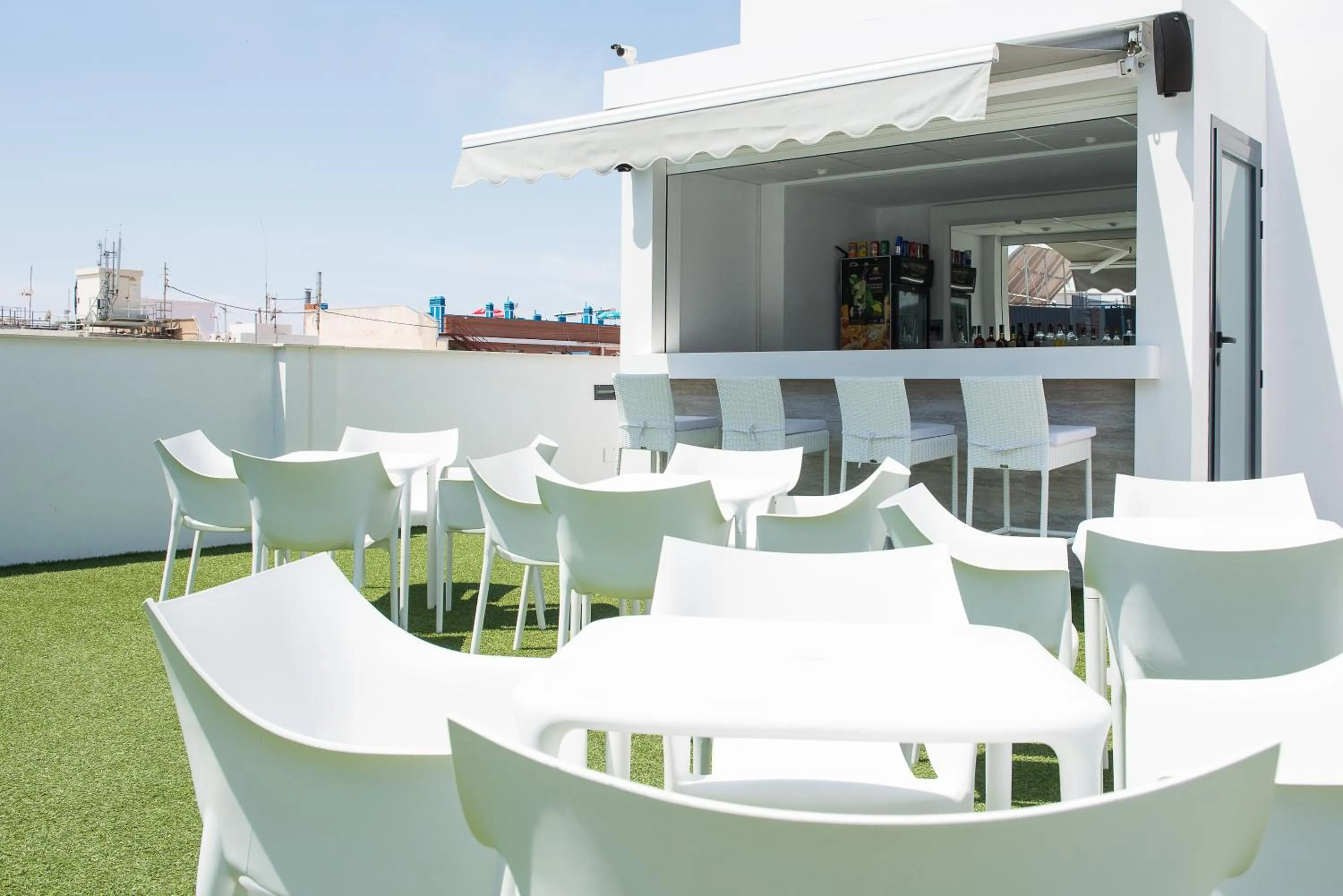 Patio in Hotel Melina