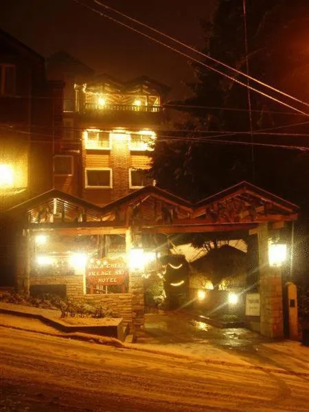 Facade/entrance in Ruca Cheli Village Ski Hotel