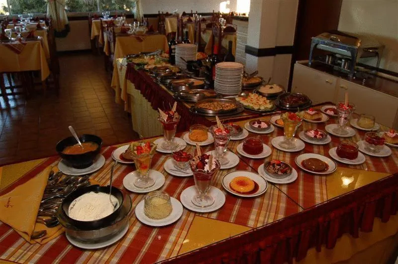 Restaurant/places to eat in Ruca Cheli Village Ski Hotel