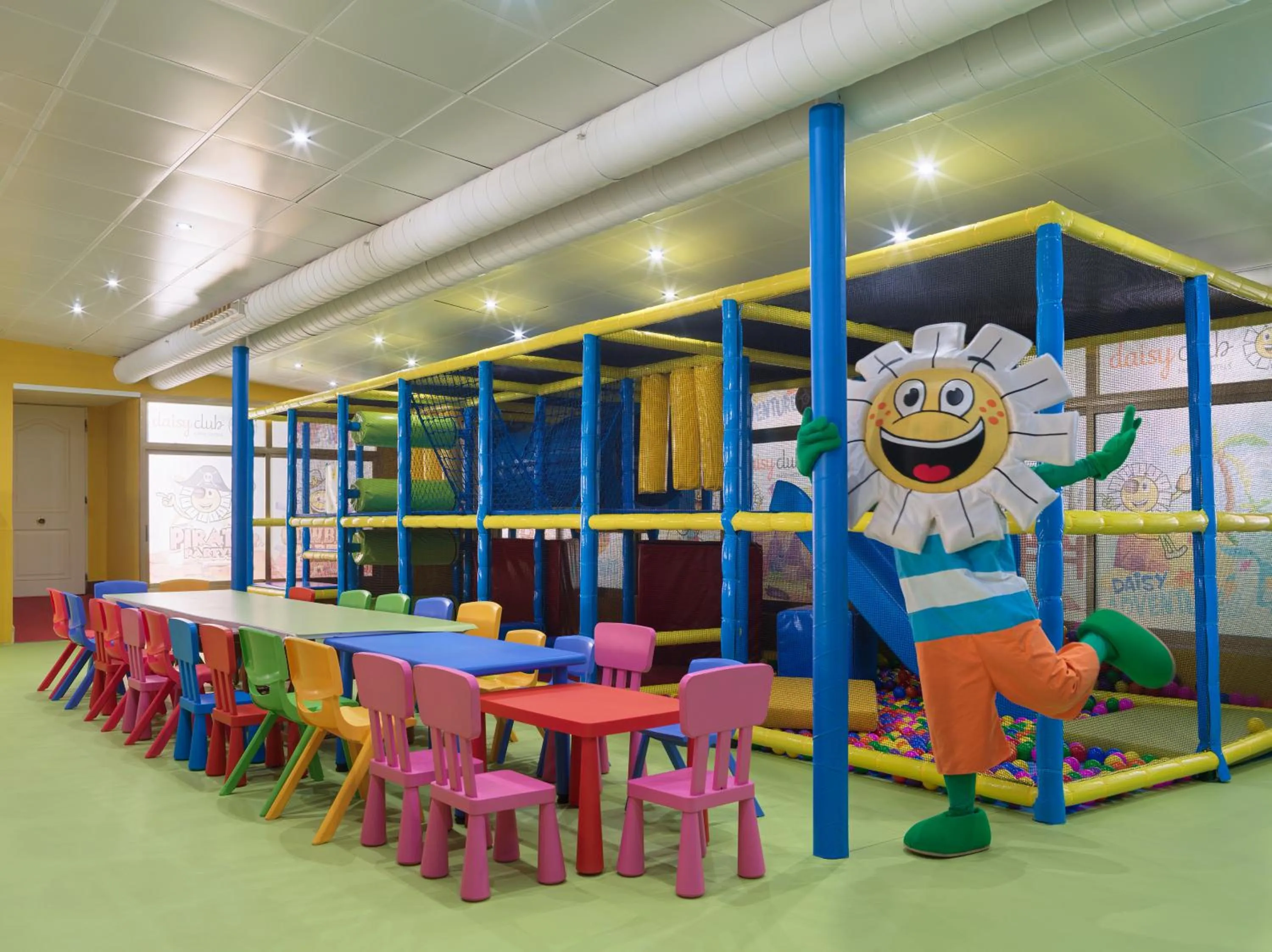 Kids's club in H10 Cambrils Playa