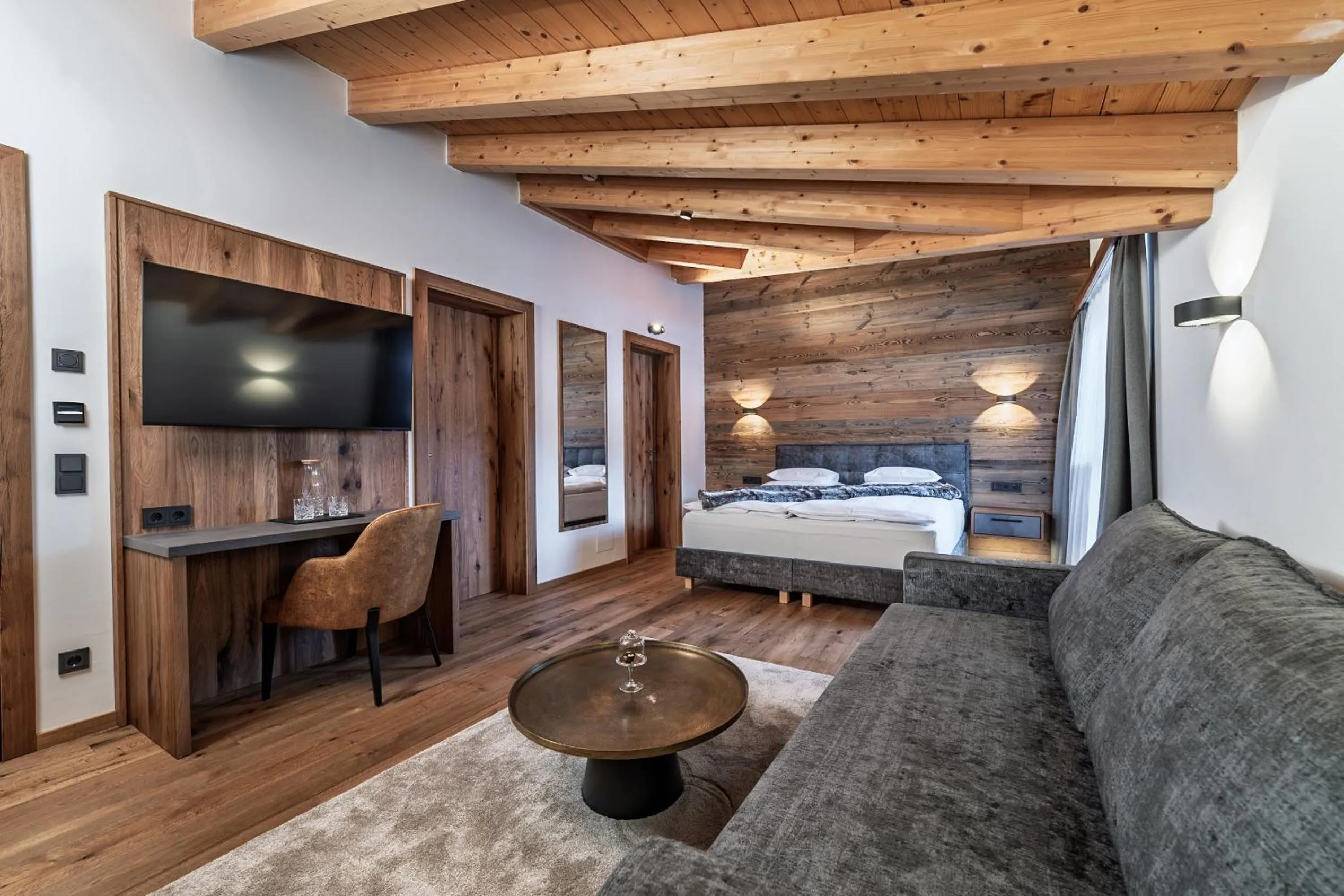 Bed in Hotel Vier Jahreszeiten