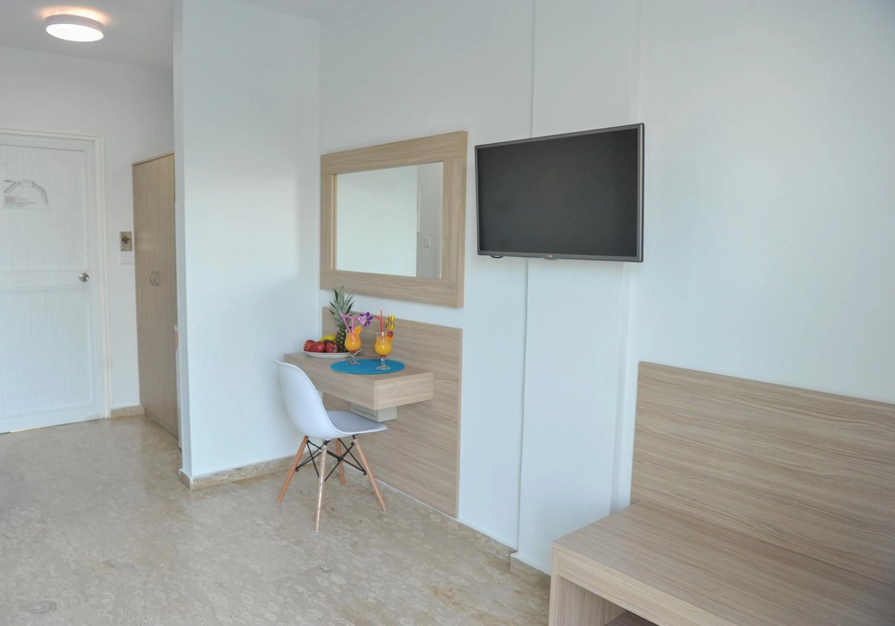 Photo of the whole room in Fedrania Gardens Hotel