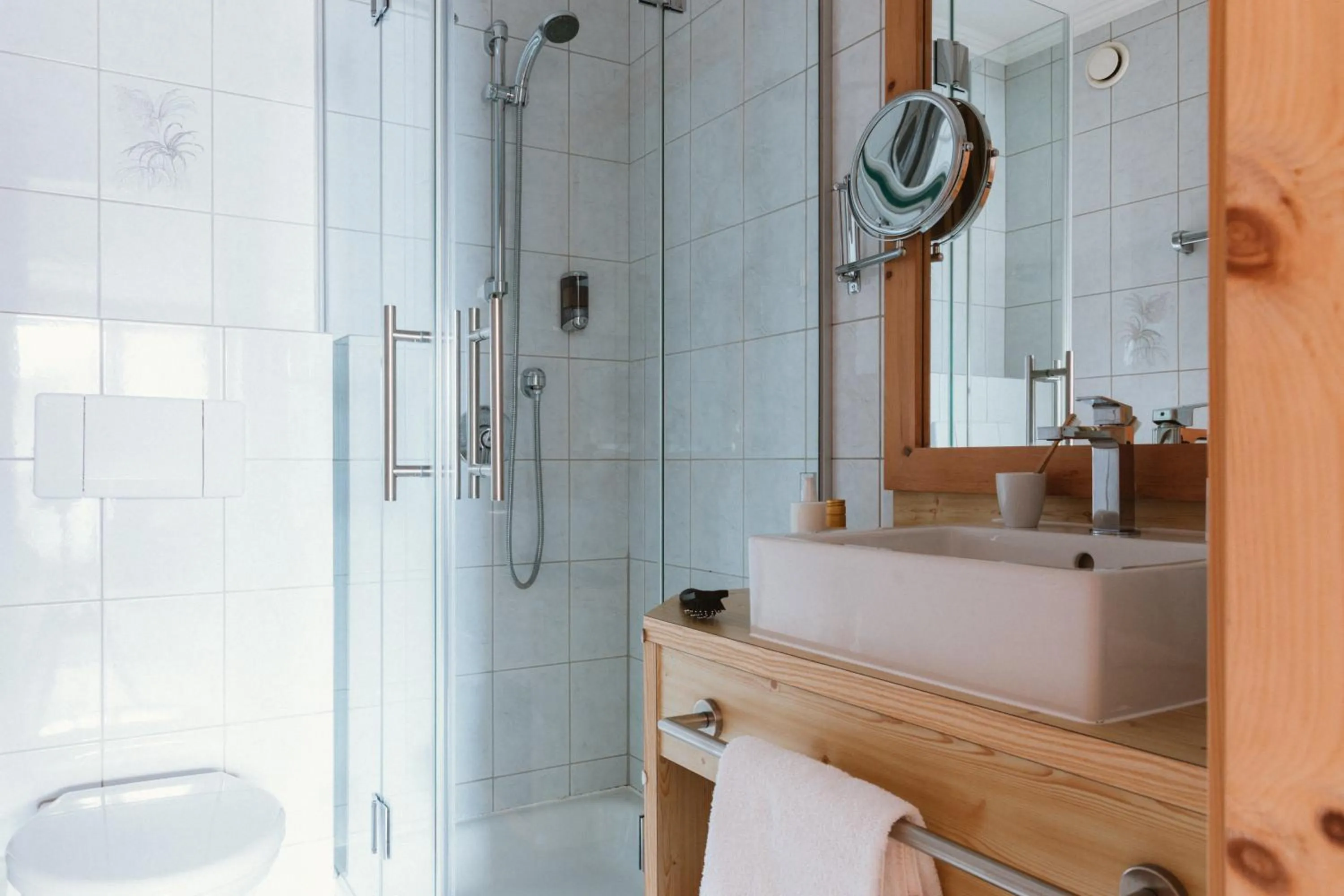 Bathroom in Gartenhotel Linde 4 Sterne Superior