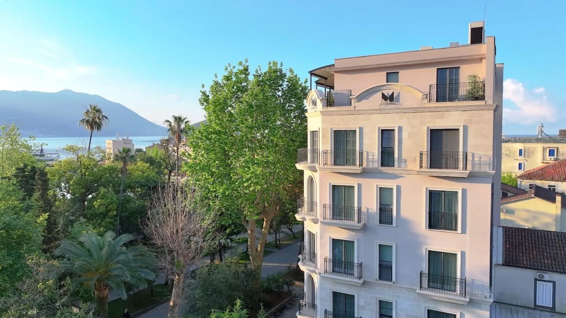 Property building in Hotel Majestic