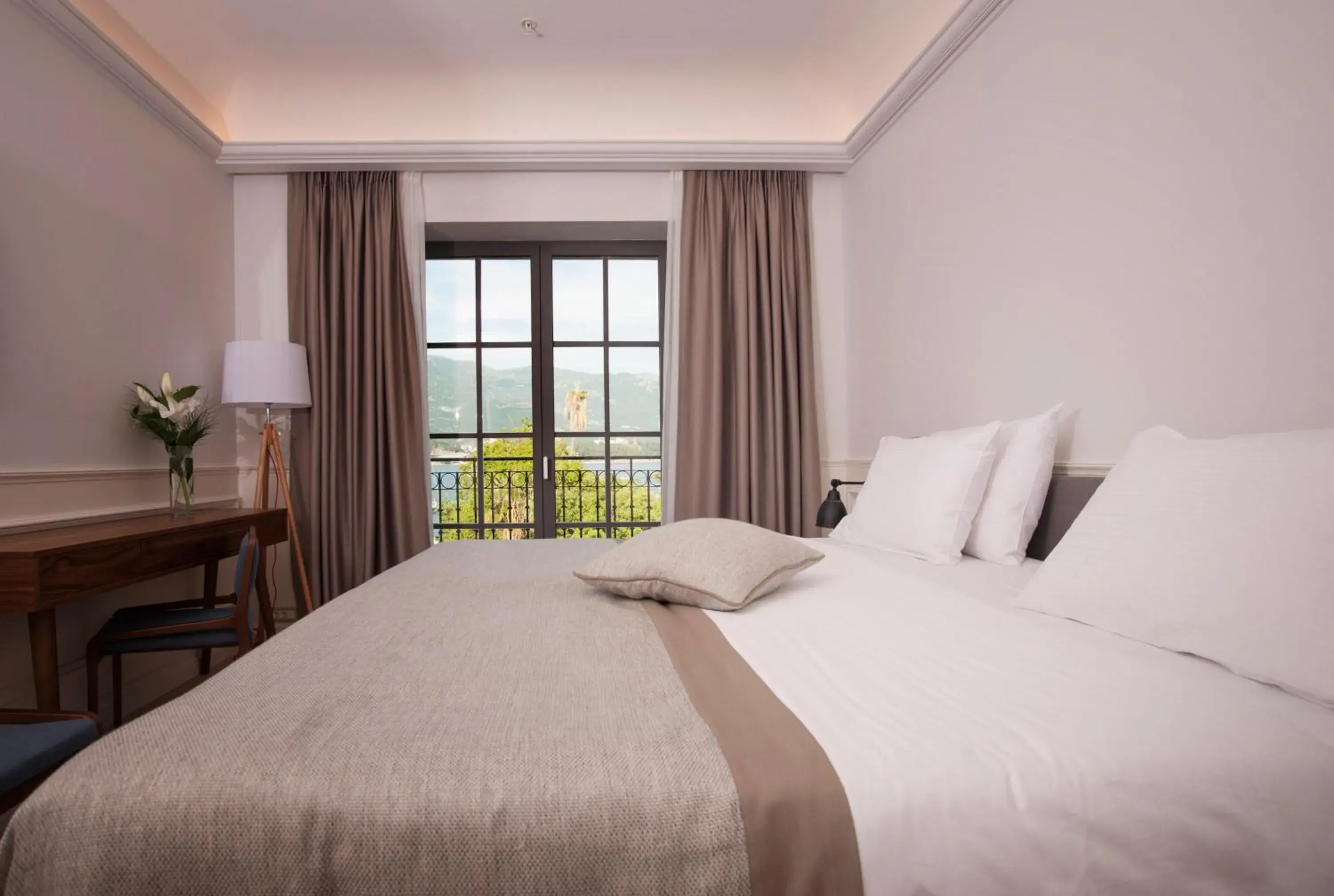 Double or Twin Room with Sea View - single occupancy in Hotel Majestic Double or Twin Room with Sea View - single occupancy in Hotel Majestic