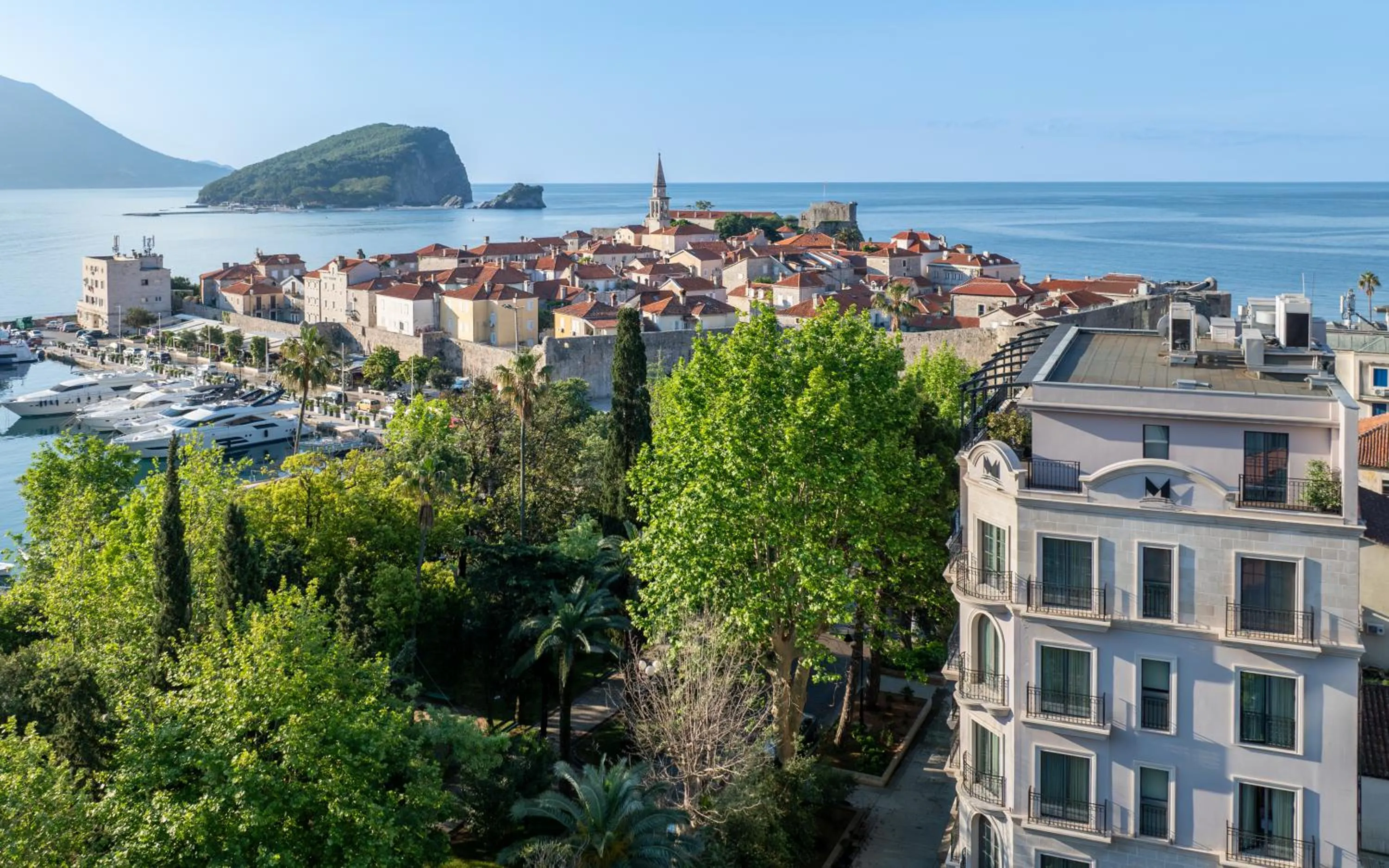 Property building in Hotel Majestic