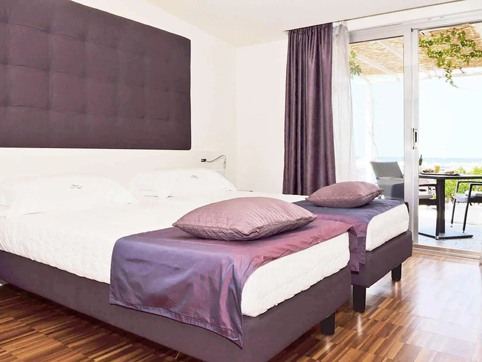 Other, Bed in Hotel La Bussola