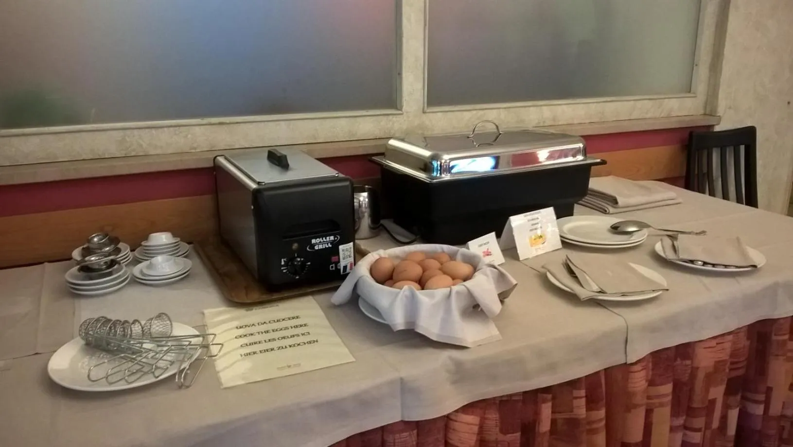 Breakfast in Hotel Corona