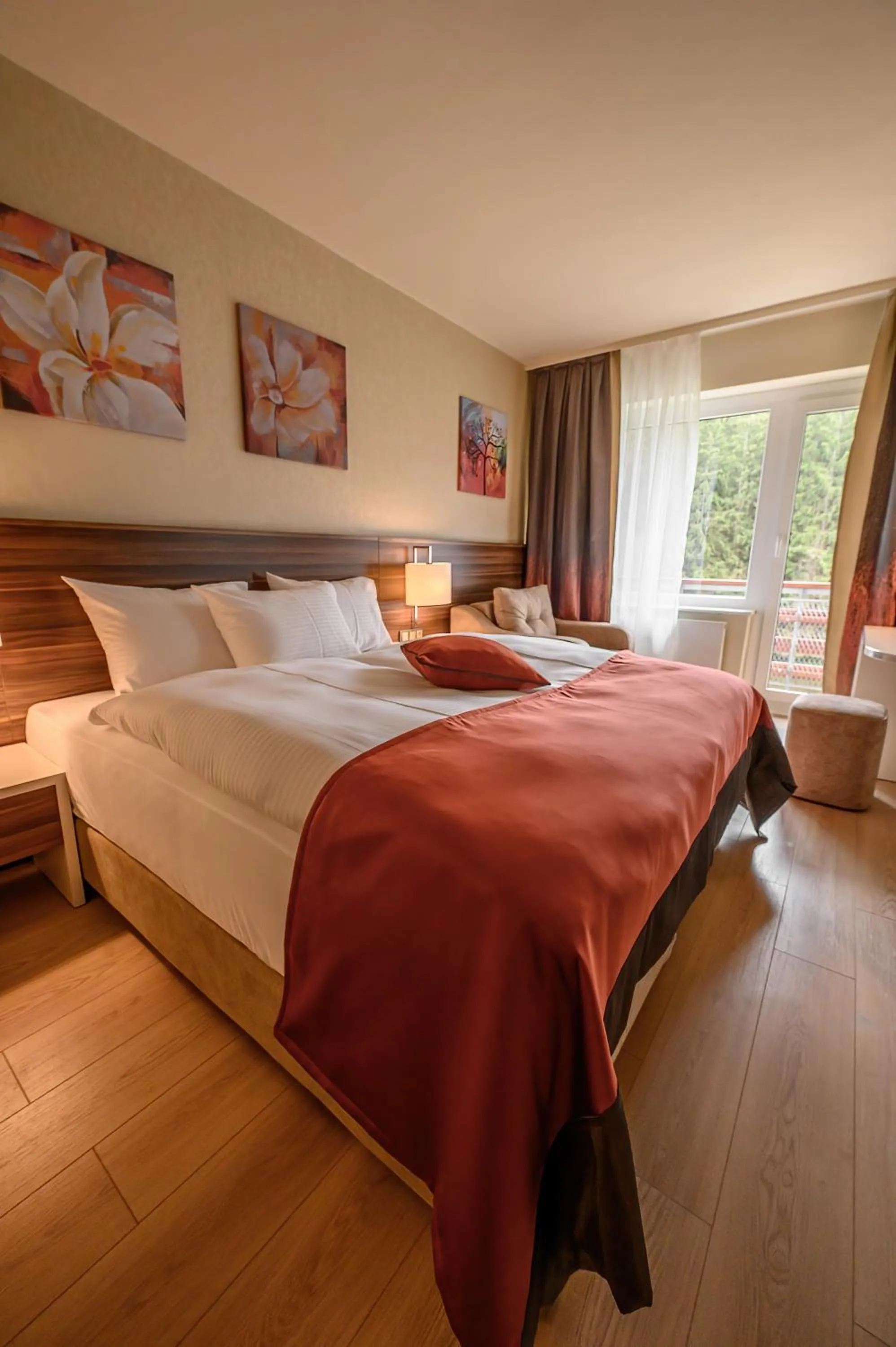 Photo of the whole room, Bed in Hotel Schwarzbachtal Hideaway