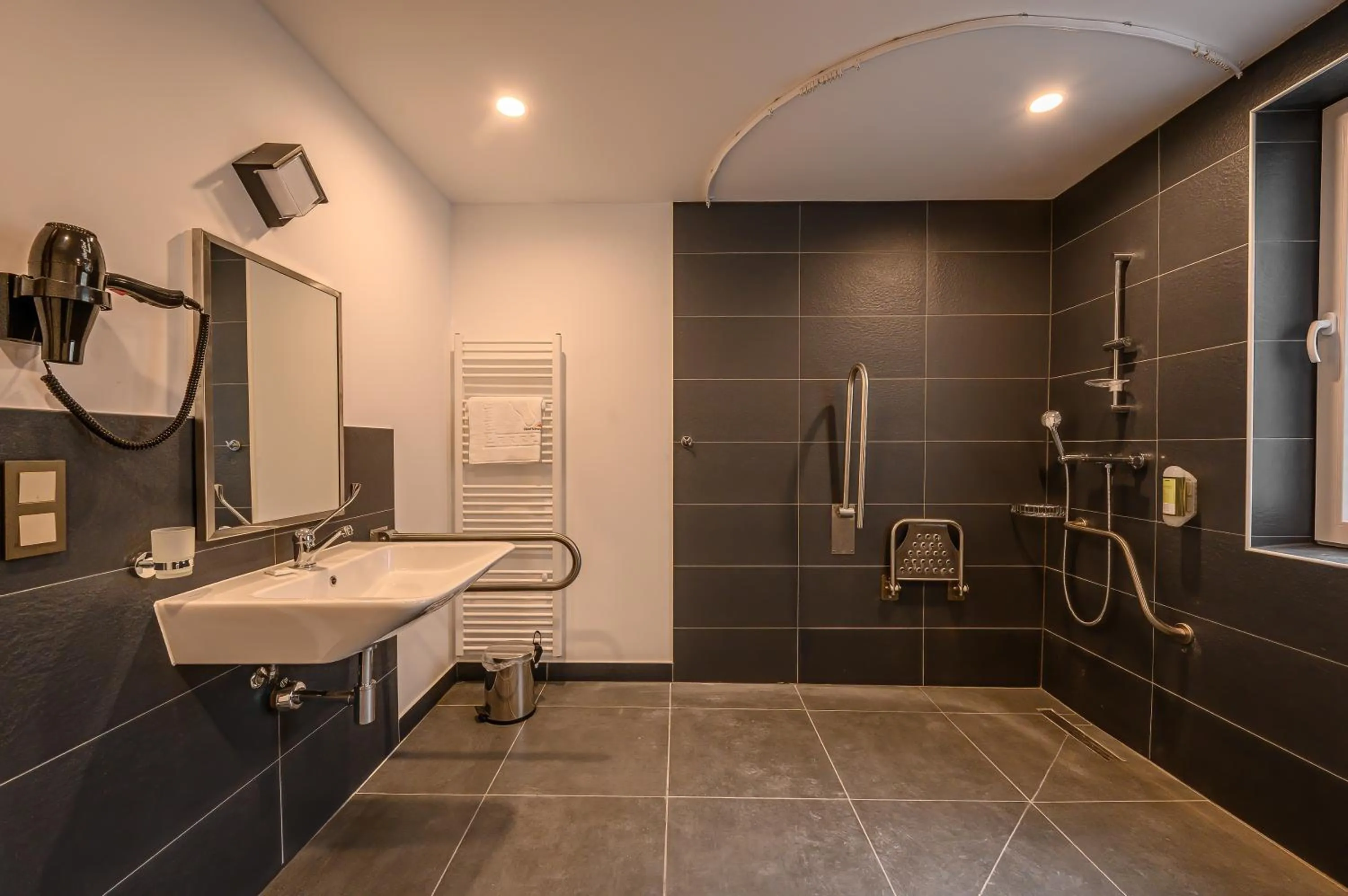 Bathroom in Hotel Schwarzbachtal Hideaway