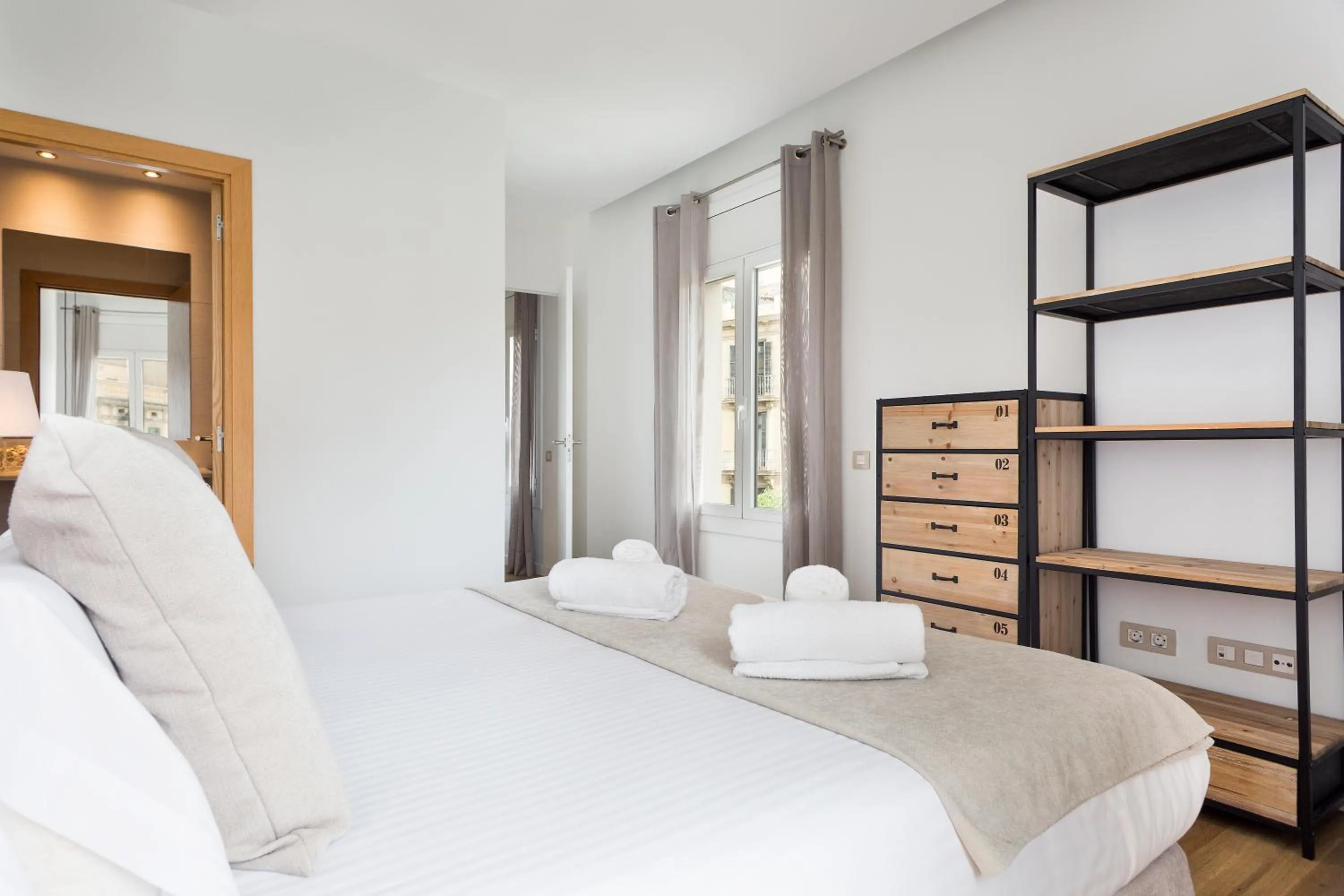 Bed in Amister Apartments