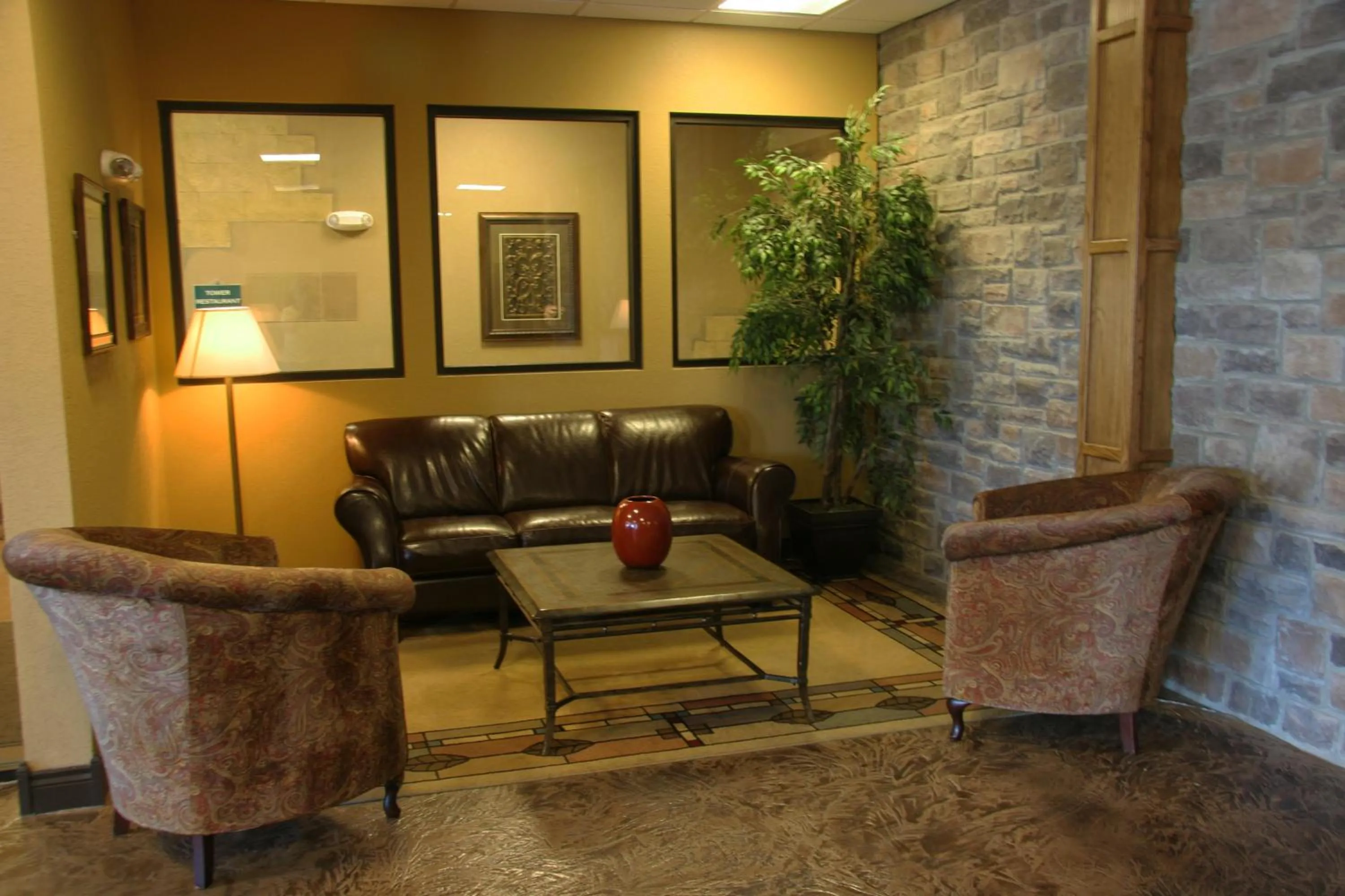 Lobby or reception, Lobby/Reception in Howard Johnson by Wyndham Branson