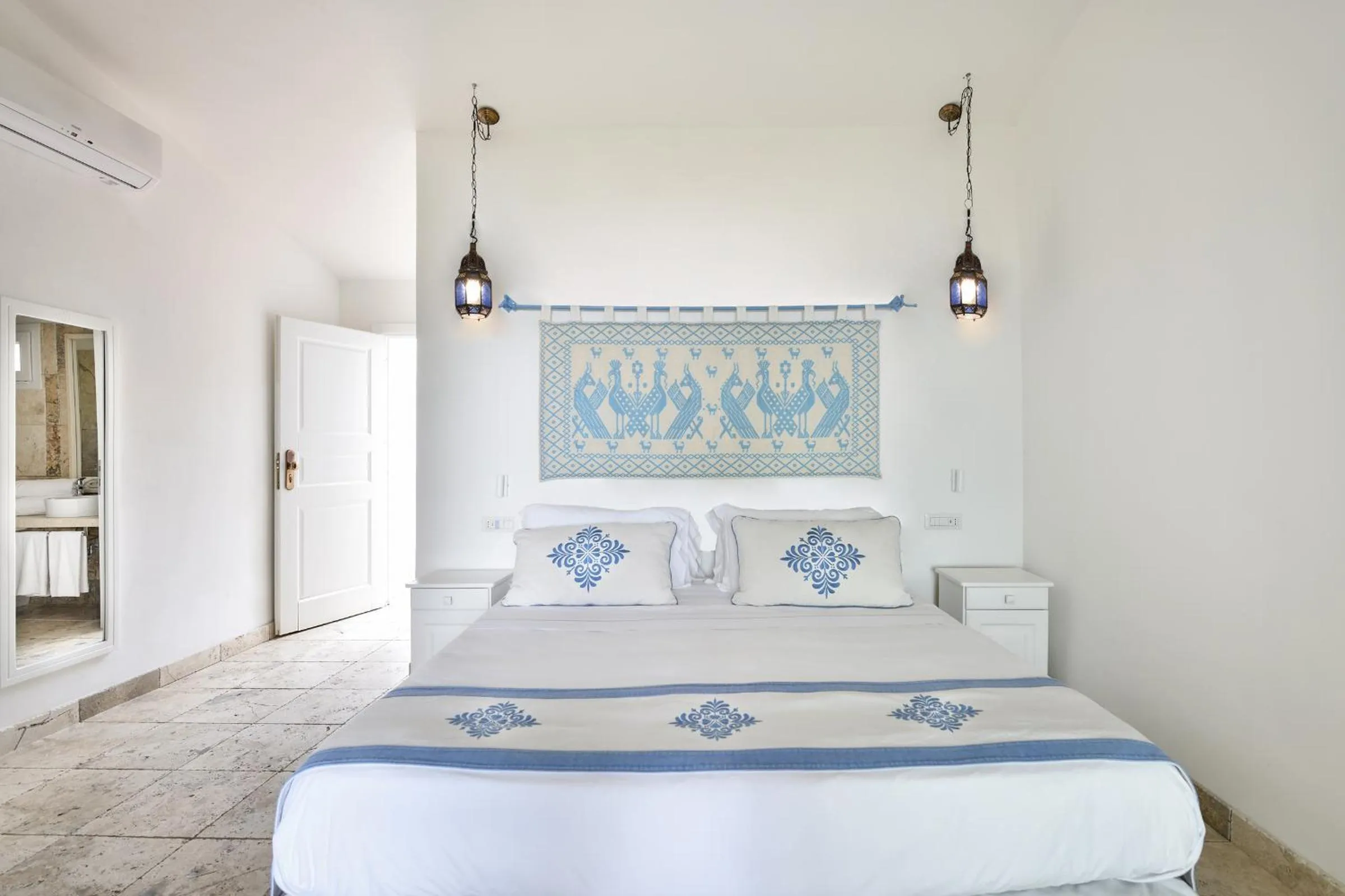 air conditioner, Bed in Arbatax Park Resort - Telis