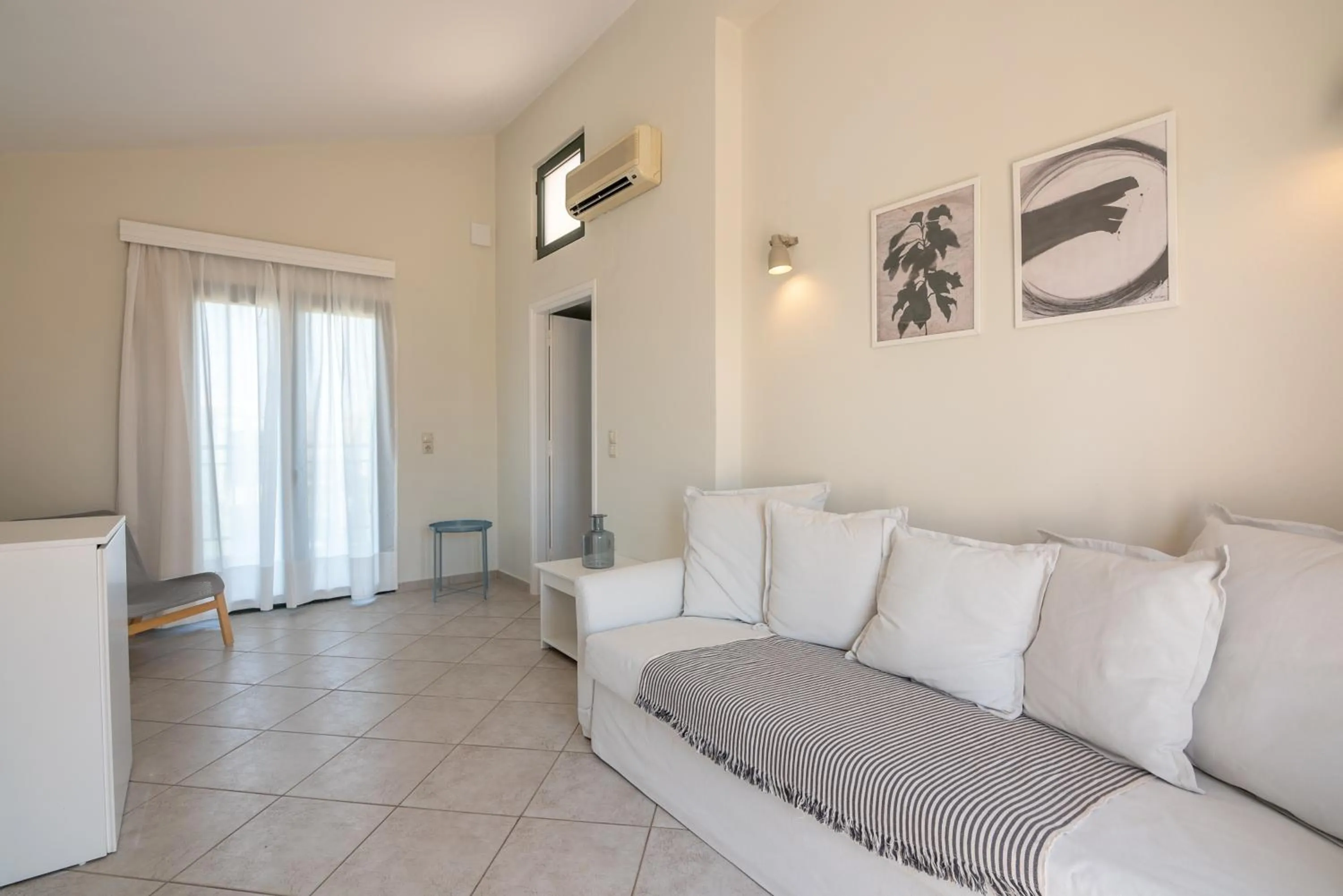 Living room in GT Beach