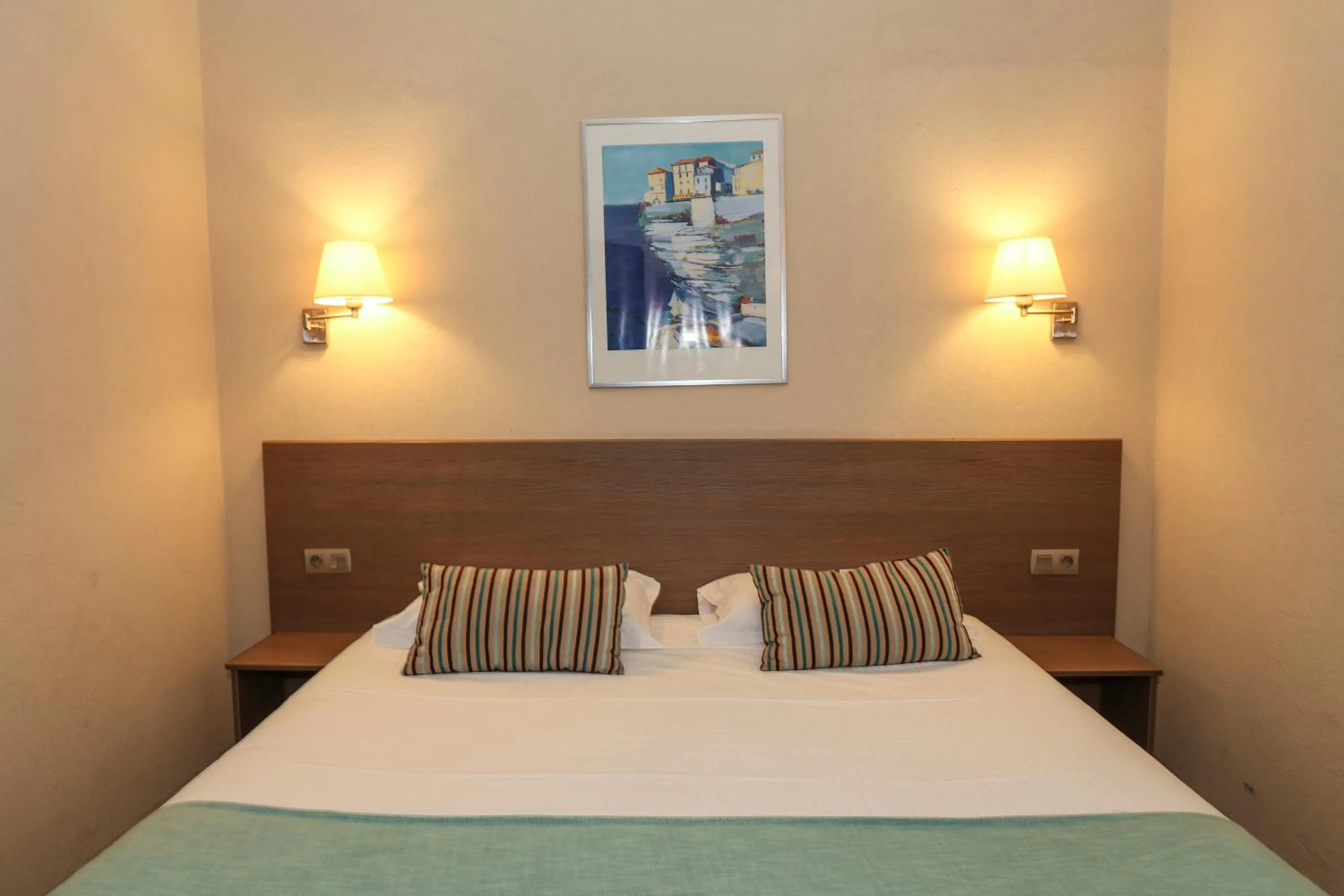 Bed in Hôtel Duc De Padoue