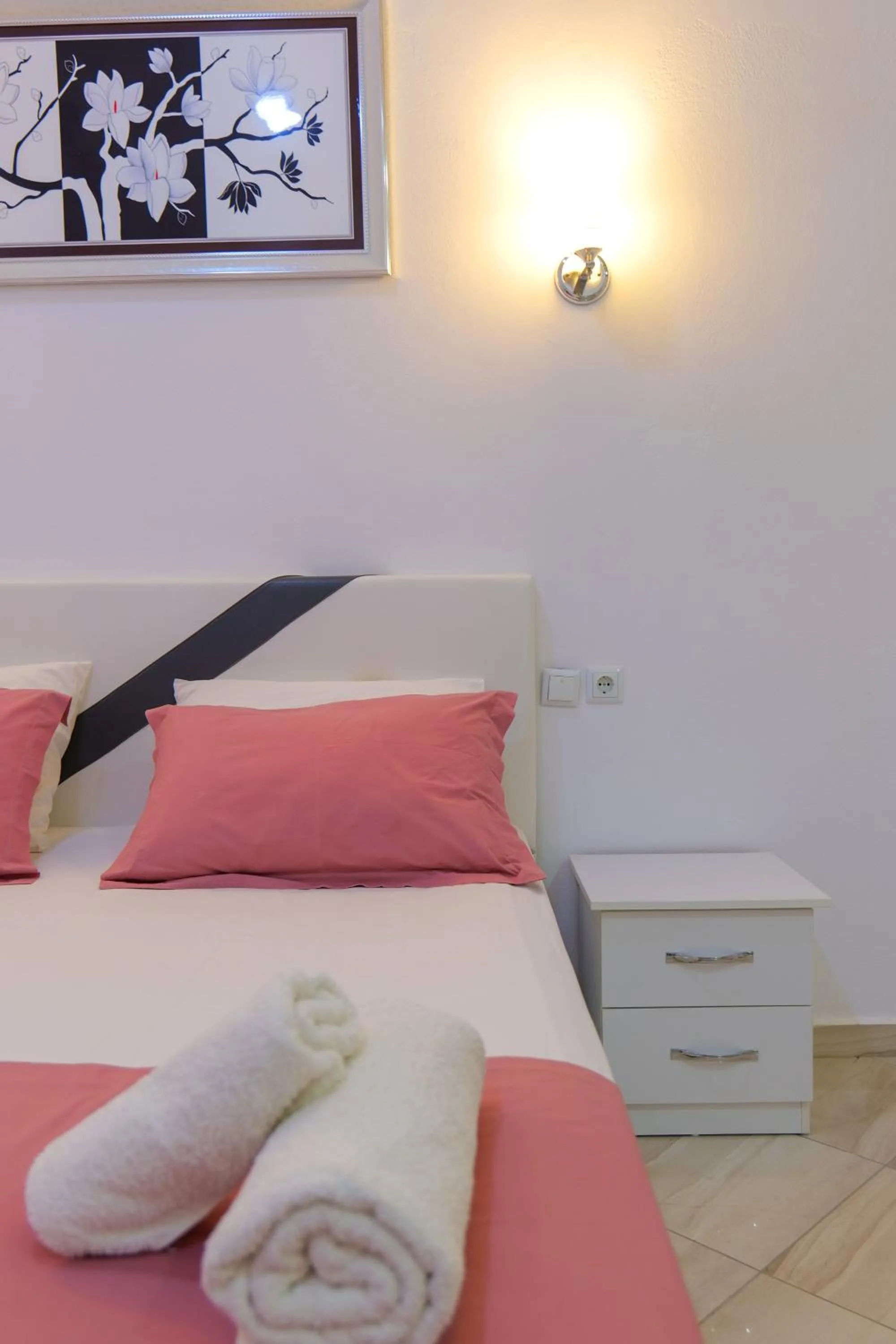 Bedroom, Bed in Hotel Chris