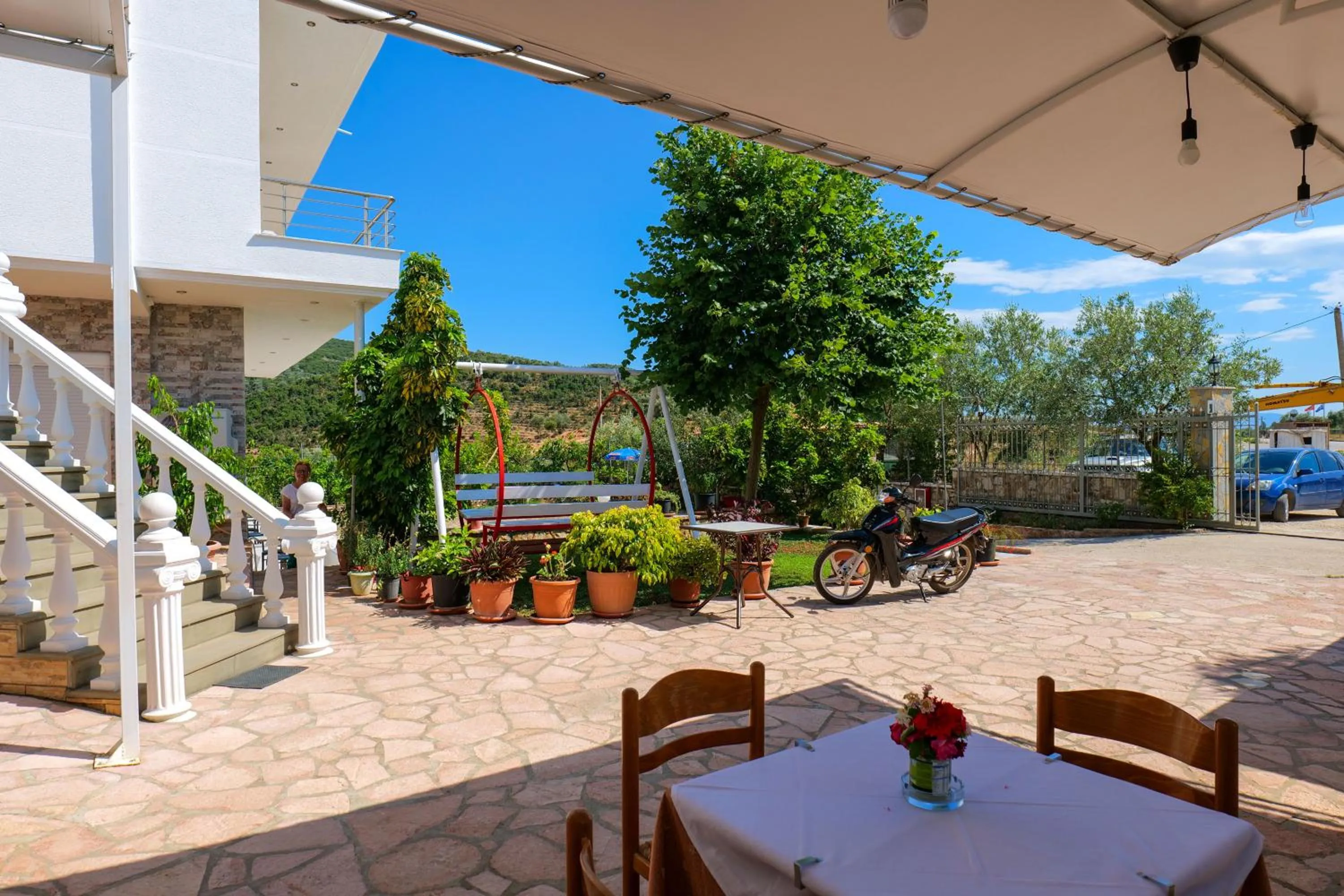 Patio in Hotel Chris