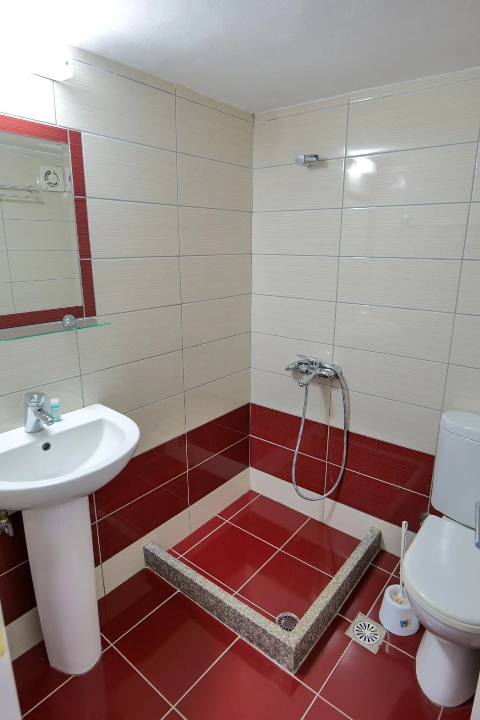 Bathroom in Hotel Chris