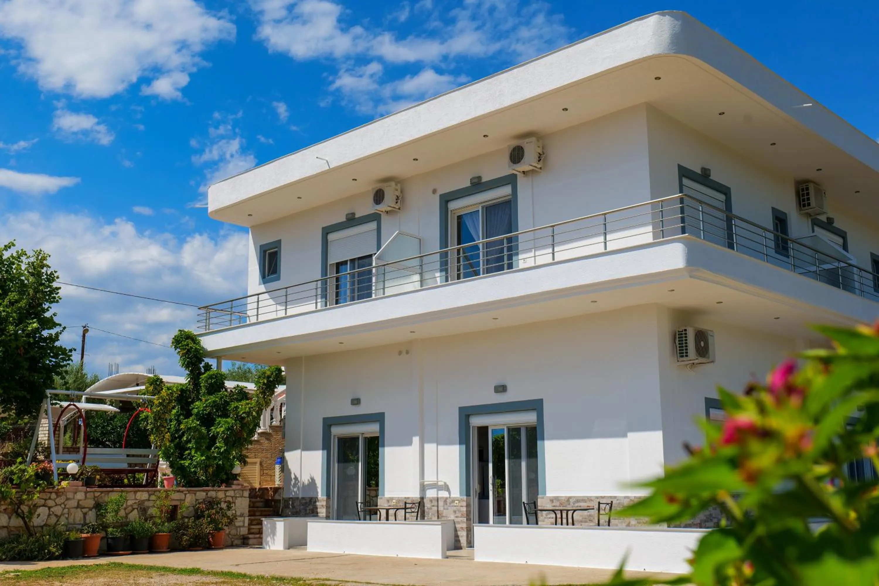 Property building in Hotel Chris