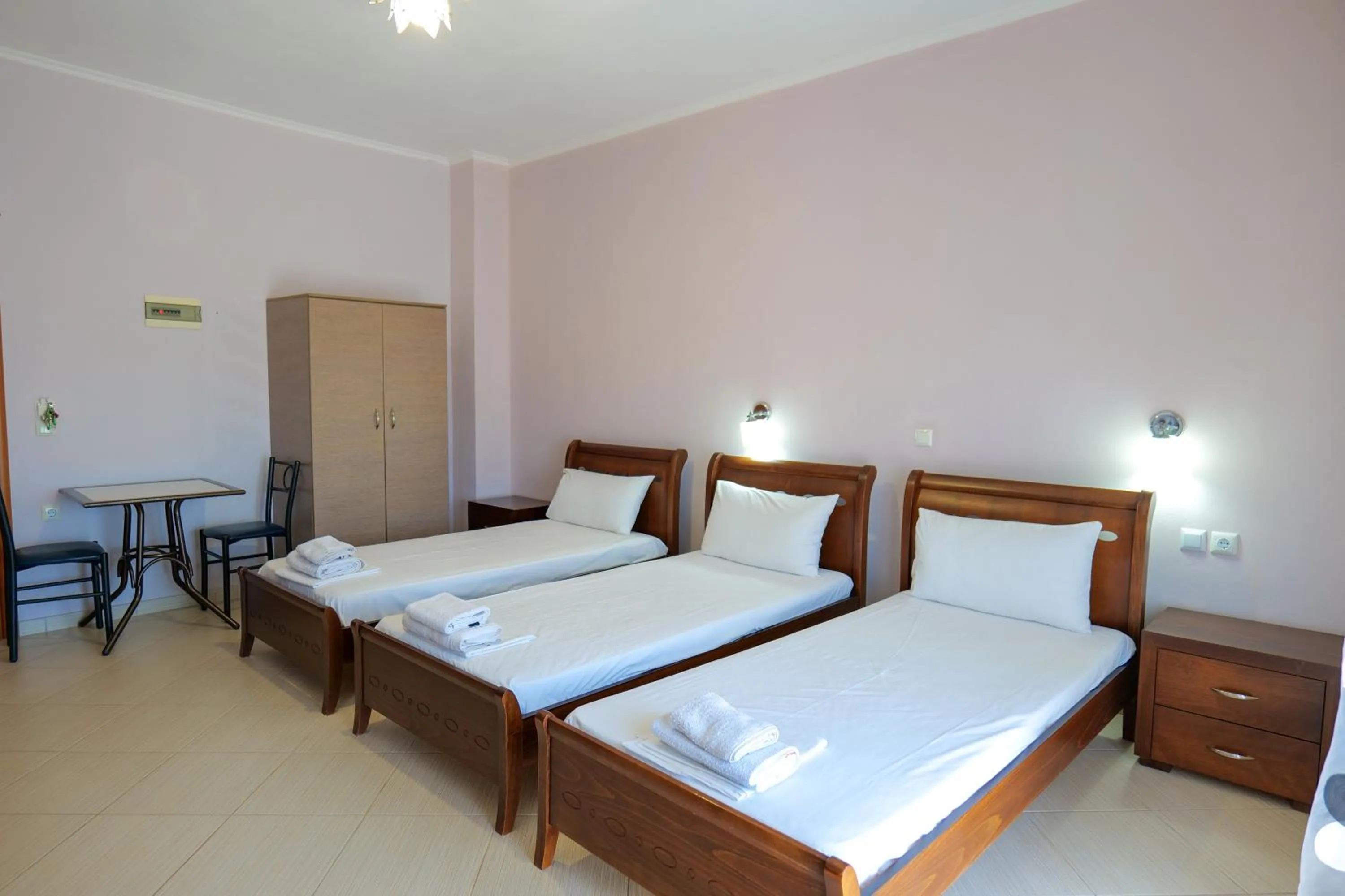 Bedroom, Bed in Hotel Chris