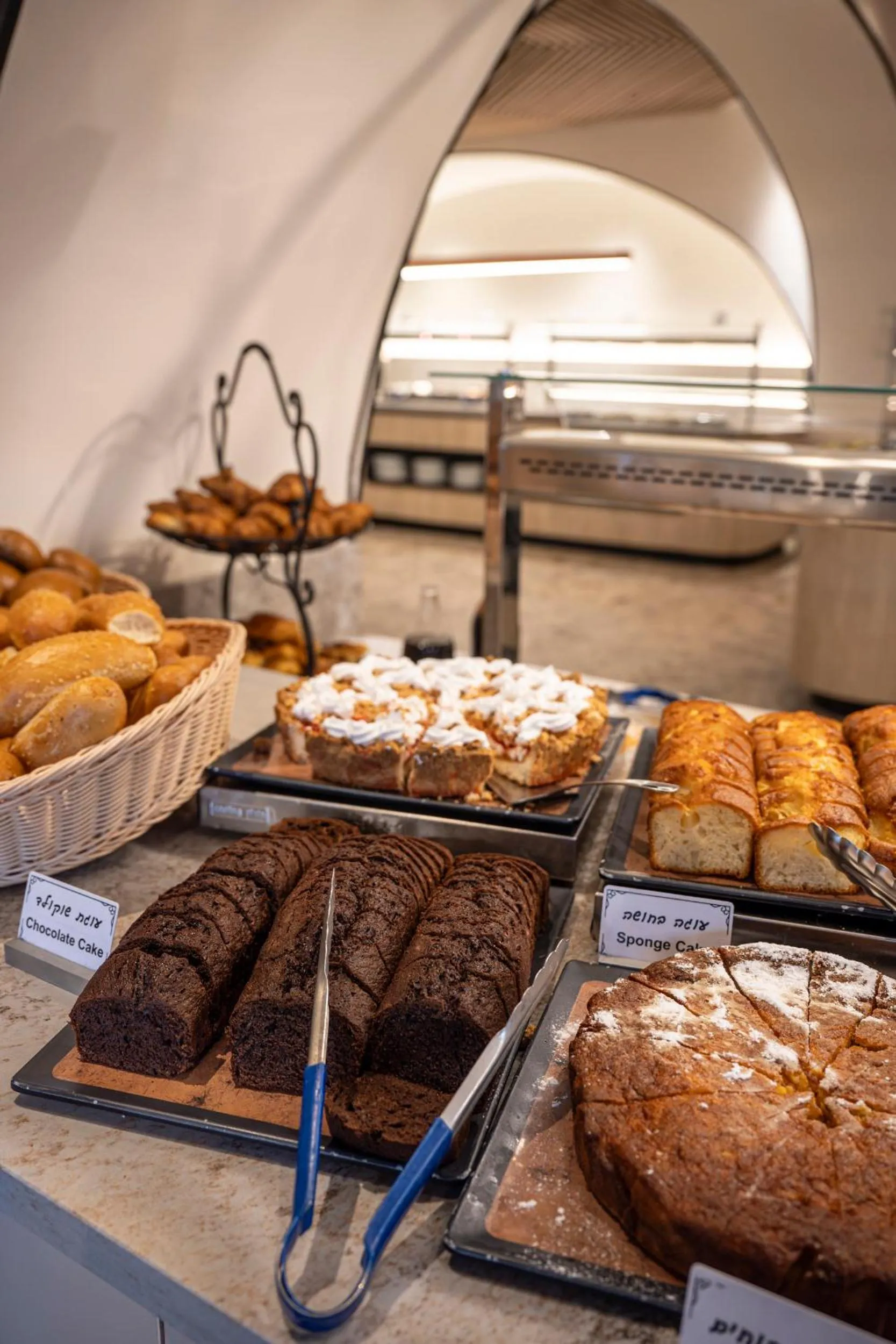 Restaurant/places to eat in Neve Eilat Hotel By Atlas Hotels