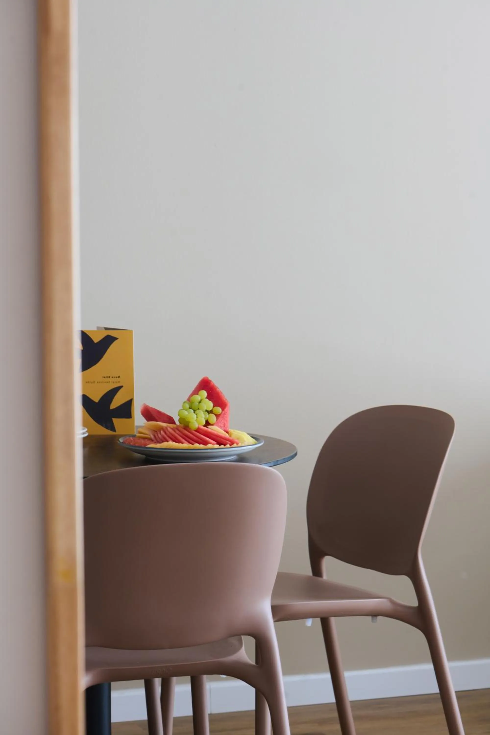 Living room in Neve Eilat Hotel By Atlas Hotels