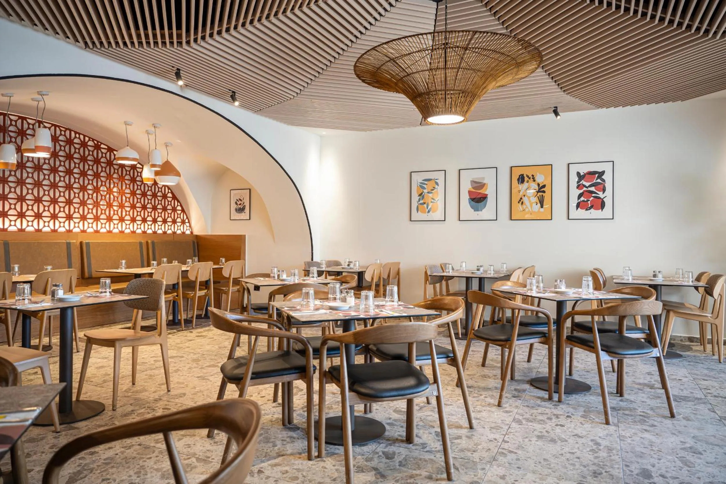 Restaurant/places to eat in Neve Eilat Hotel By Atlas Hotels