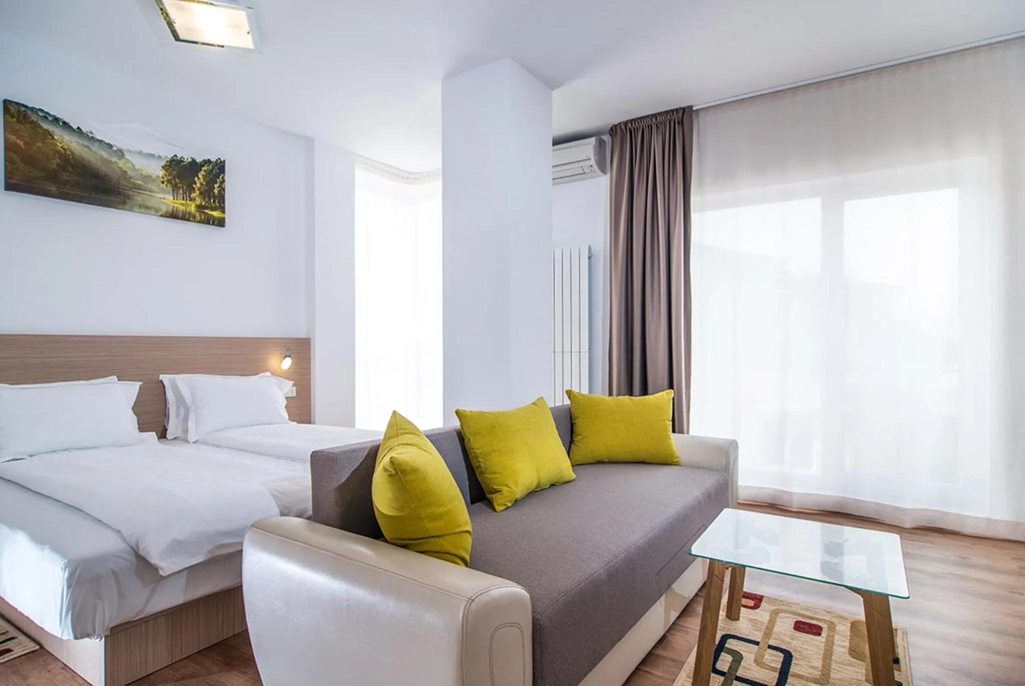 Pets, Bed in Residence iL Lago