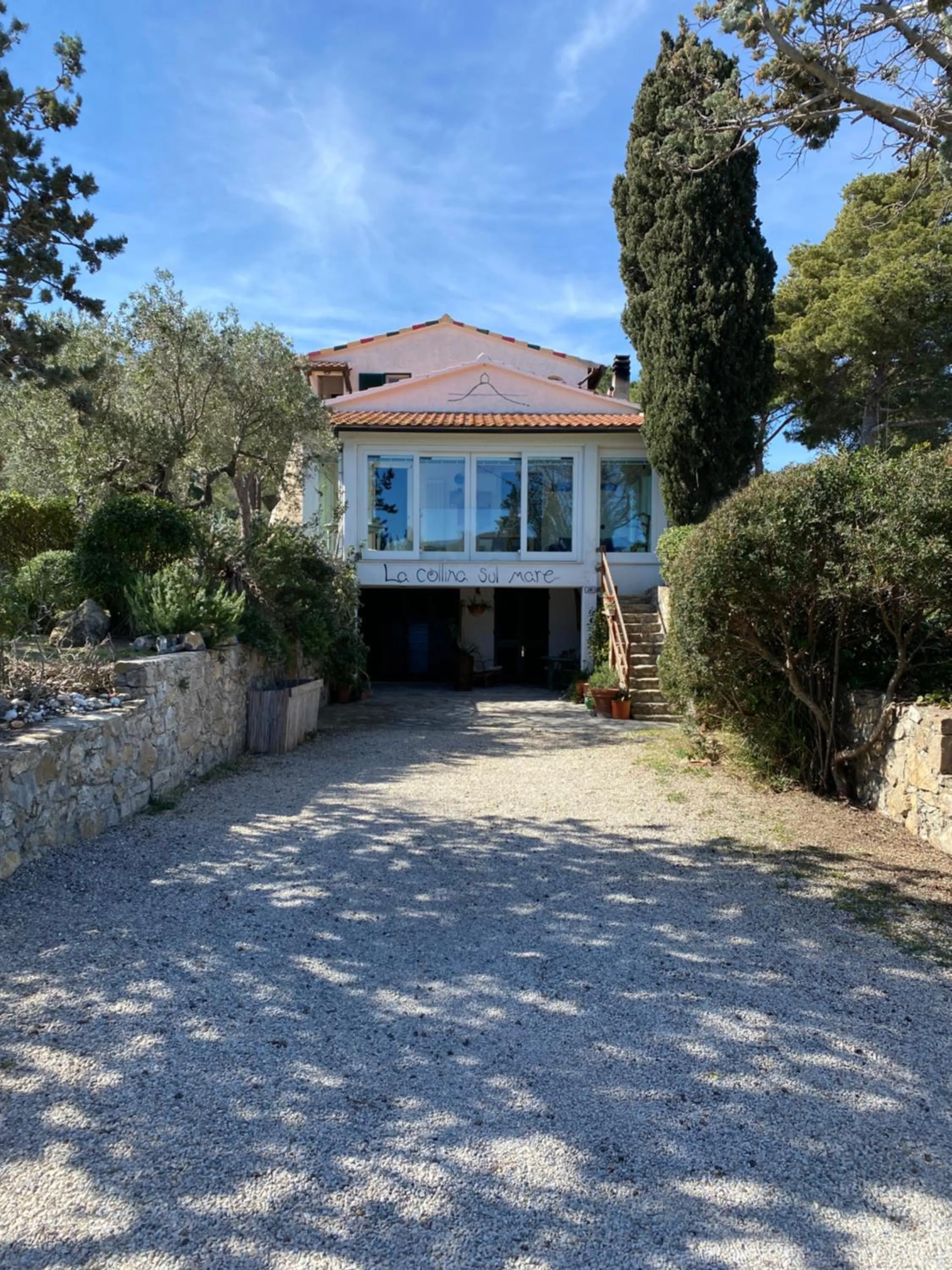 Property building in La Collina sul Mare