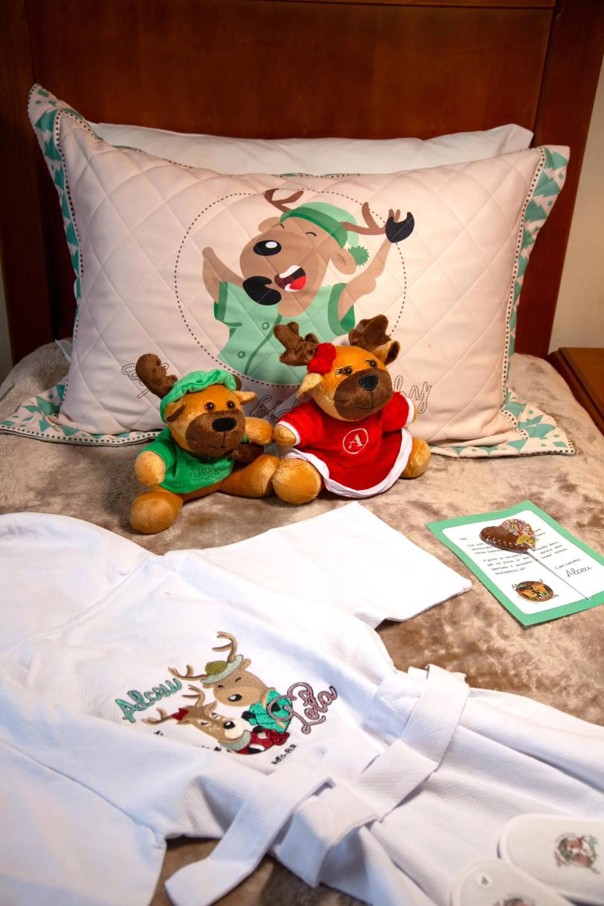 Decorative detail, Bed in Hotel Alpestre