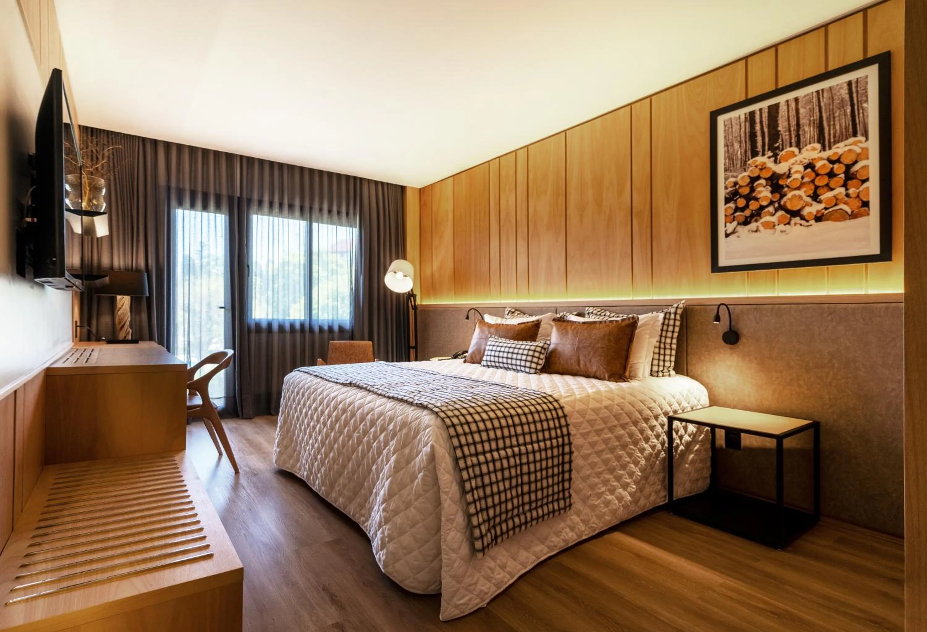 Bedroom, Bed in Hotel Alpestre