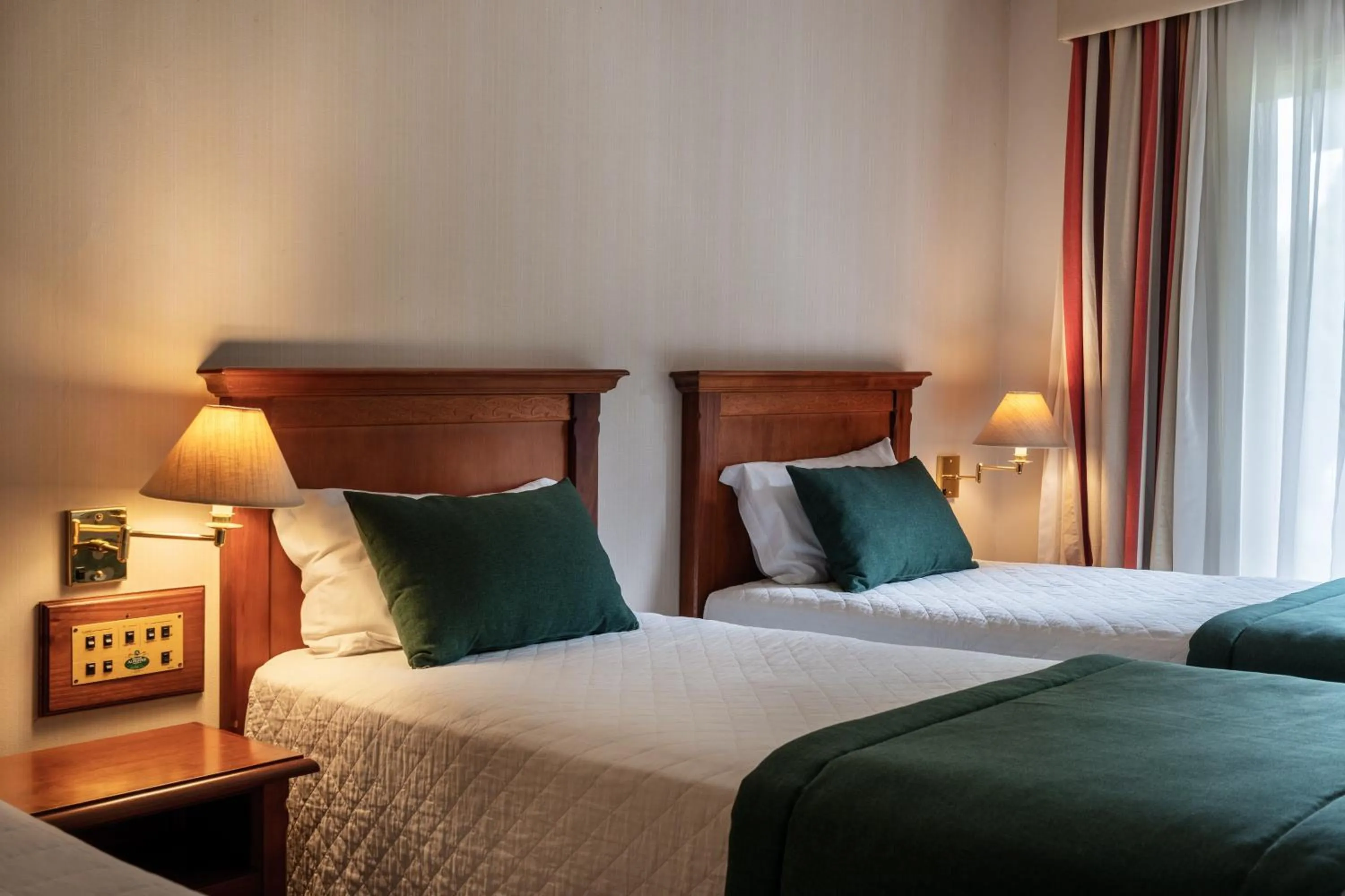 Bedroom, Bed in Hotel Alpestre